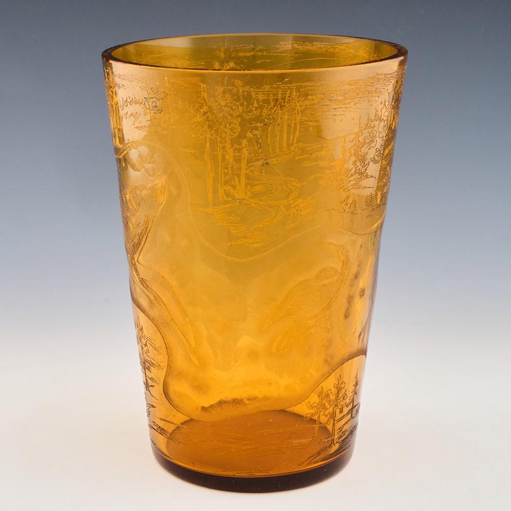 Unique Czech Amber Acid Etched Cameo Midcentury Modern Vase c1955 In Good Condition For Sale In Tunbridge Wells, GB