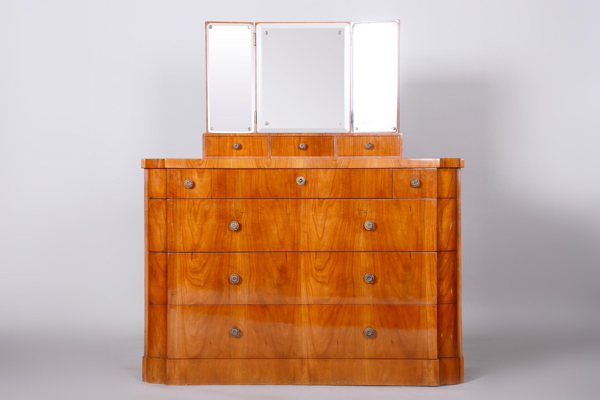 Unique Czech Art Deco Dressing Table with Mirror, Cherry-Tree, Restored, 1920s For Sale 5