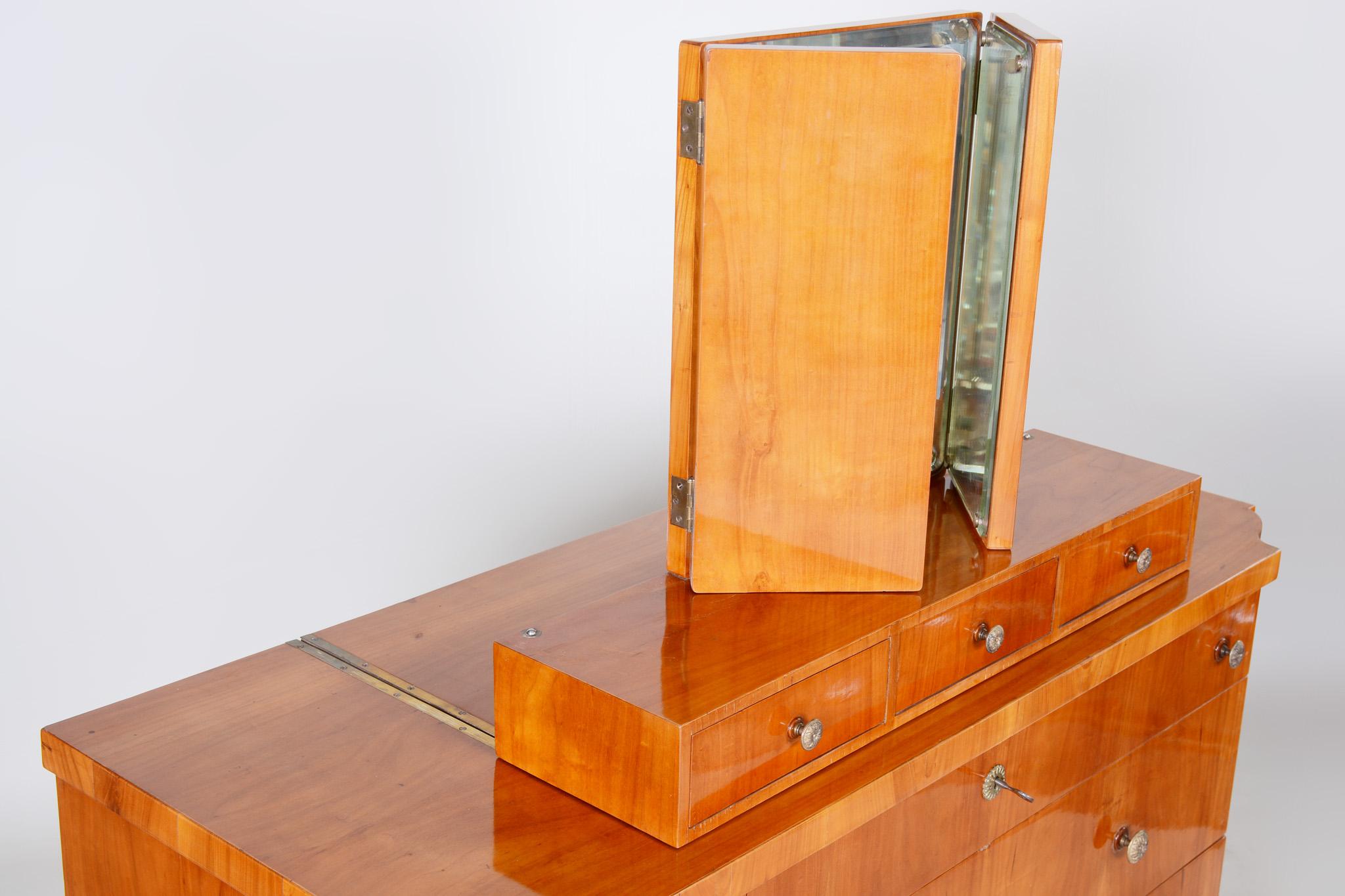 Unique Czech Art Deco Dressing Table with Mirror, Cherry-Tree, Restored, 1920s For Sale 12