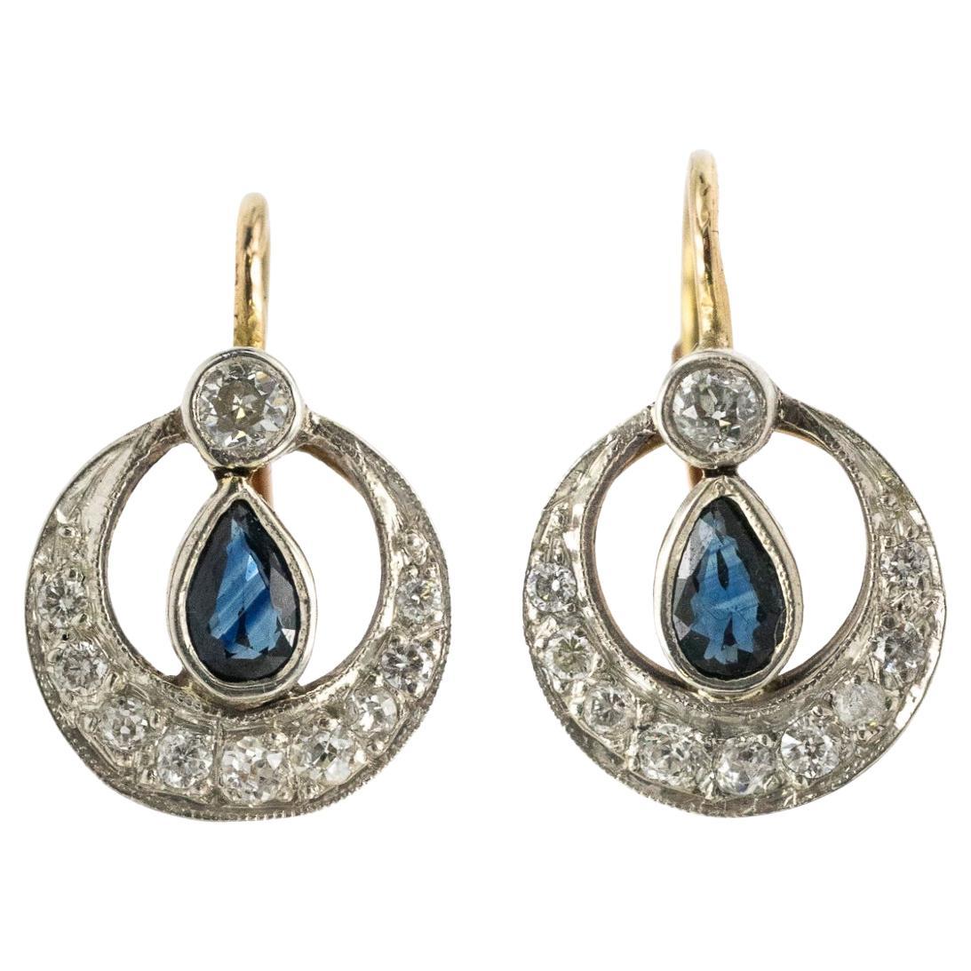Boucles d'oreilles pendantes uniques avec saphirs et diamants, Autriche-Hongrie vers 1920 en vente