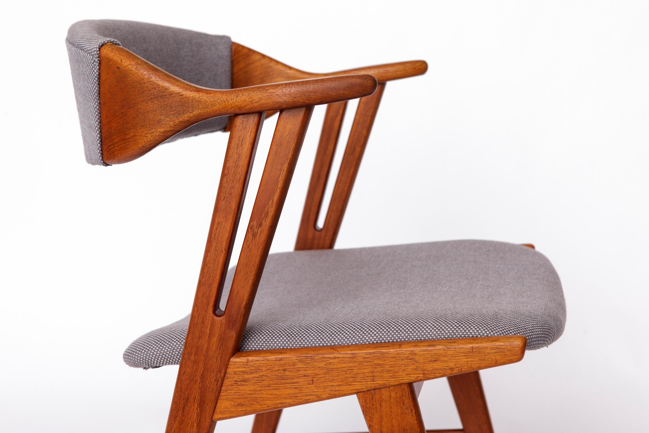 Lucidato Poltrona danese unica nel suo genere - Sedia da scrivania o da pranzo vintage in teak degli anni 1960/1970, grigio in vendita