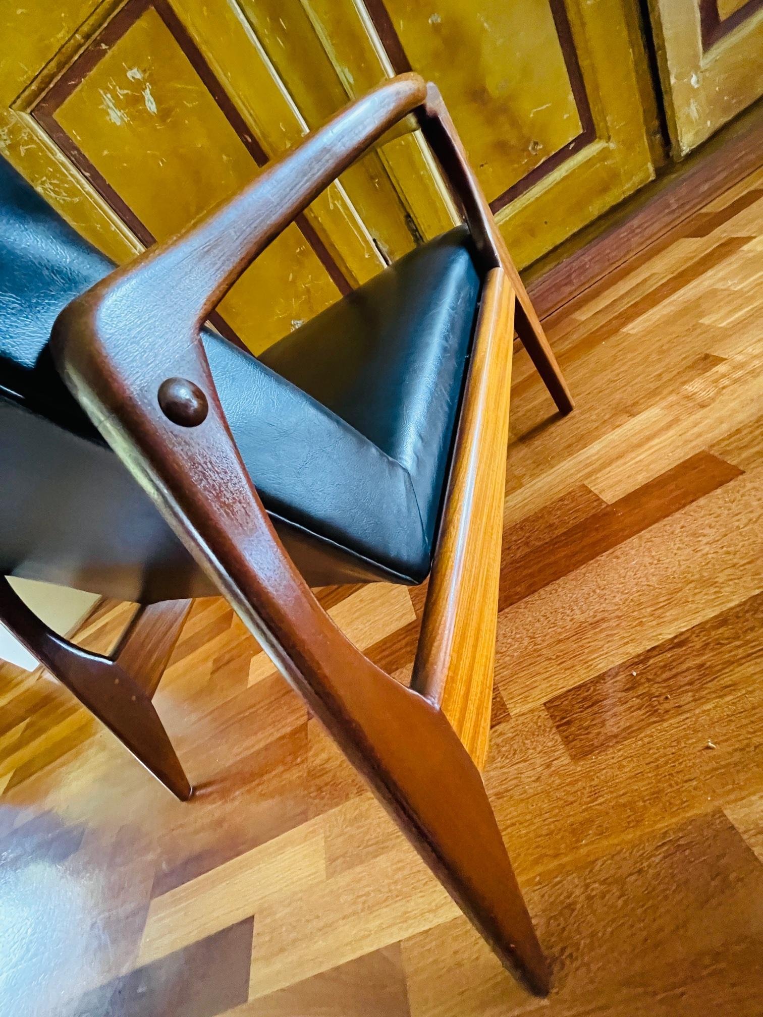 Unique Danish Design chair. Madsen & Schubell style chair. Extreme rare chair For Sale 5