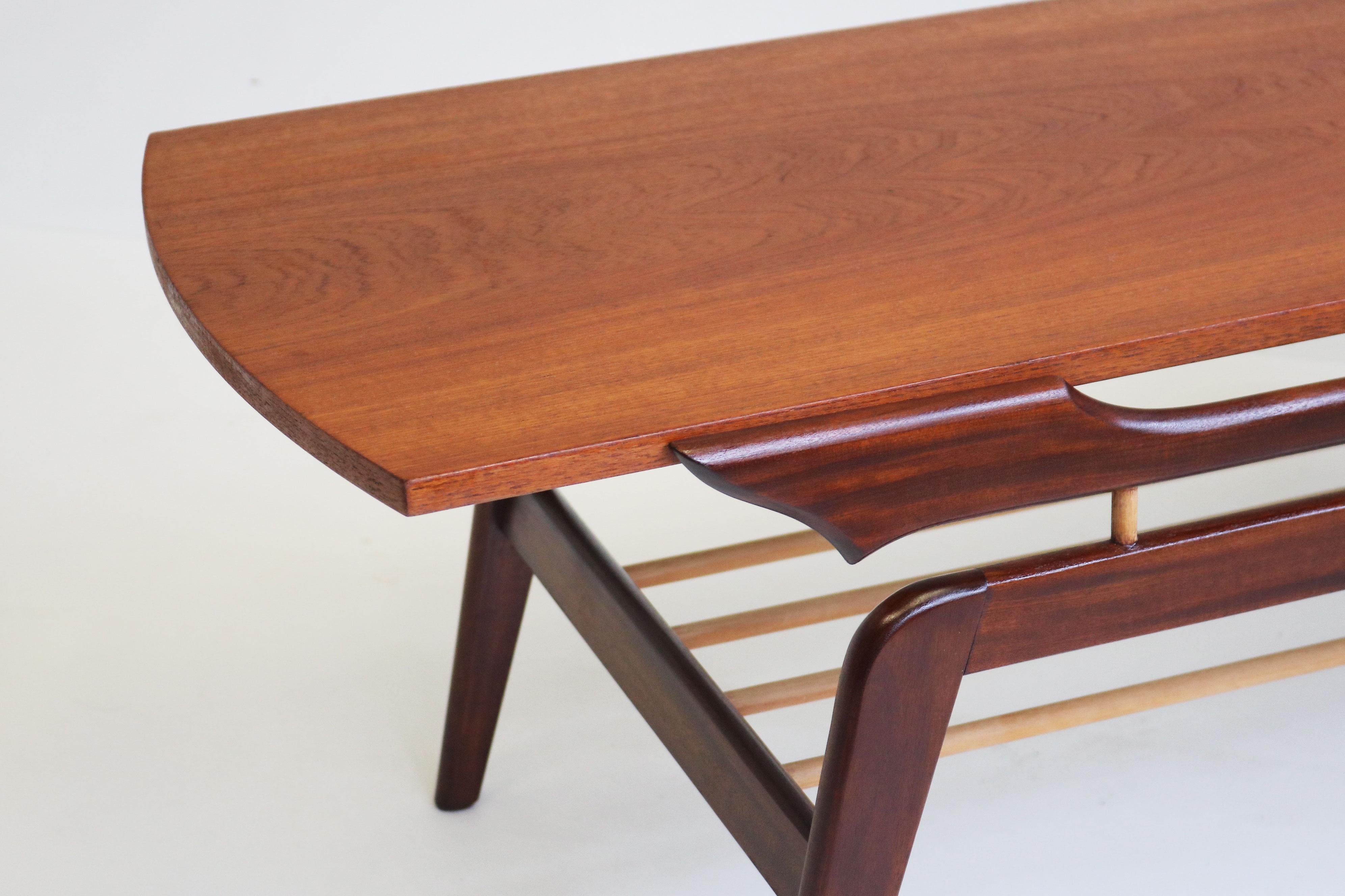 Unique Danish Design Coffee Table flip top teak and beech 1950 mid-century For Sale 1