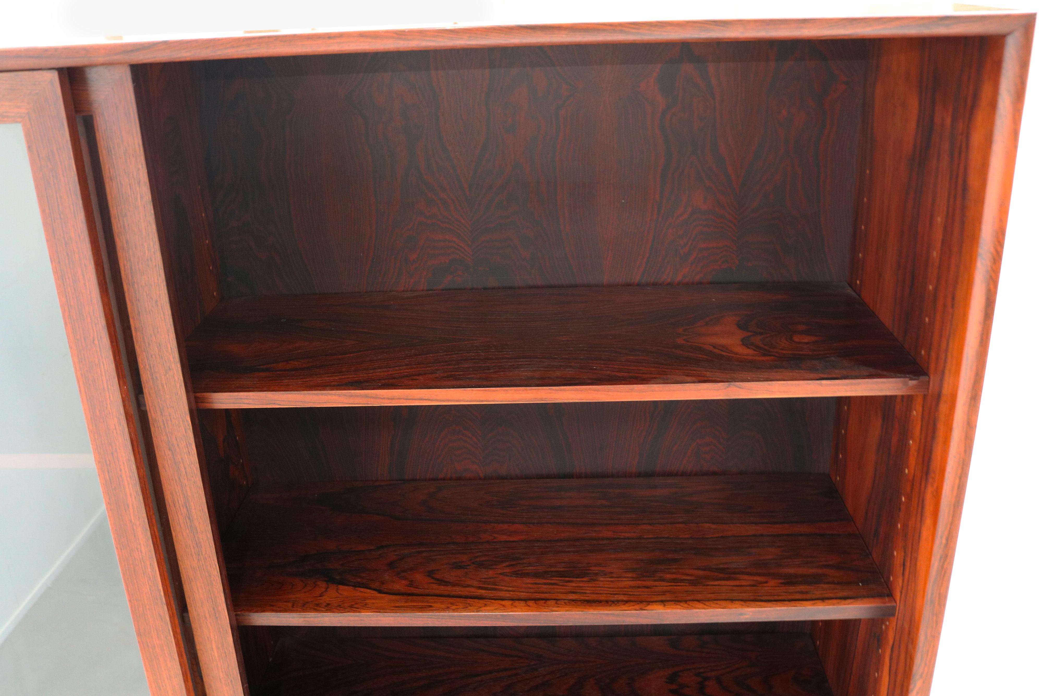 Mid-Century moderno Libreria in legno di palissandro dal design unico danese di Arne Vodder per Sibast furniture 1958 in vendita