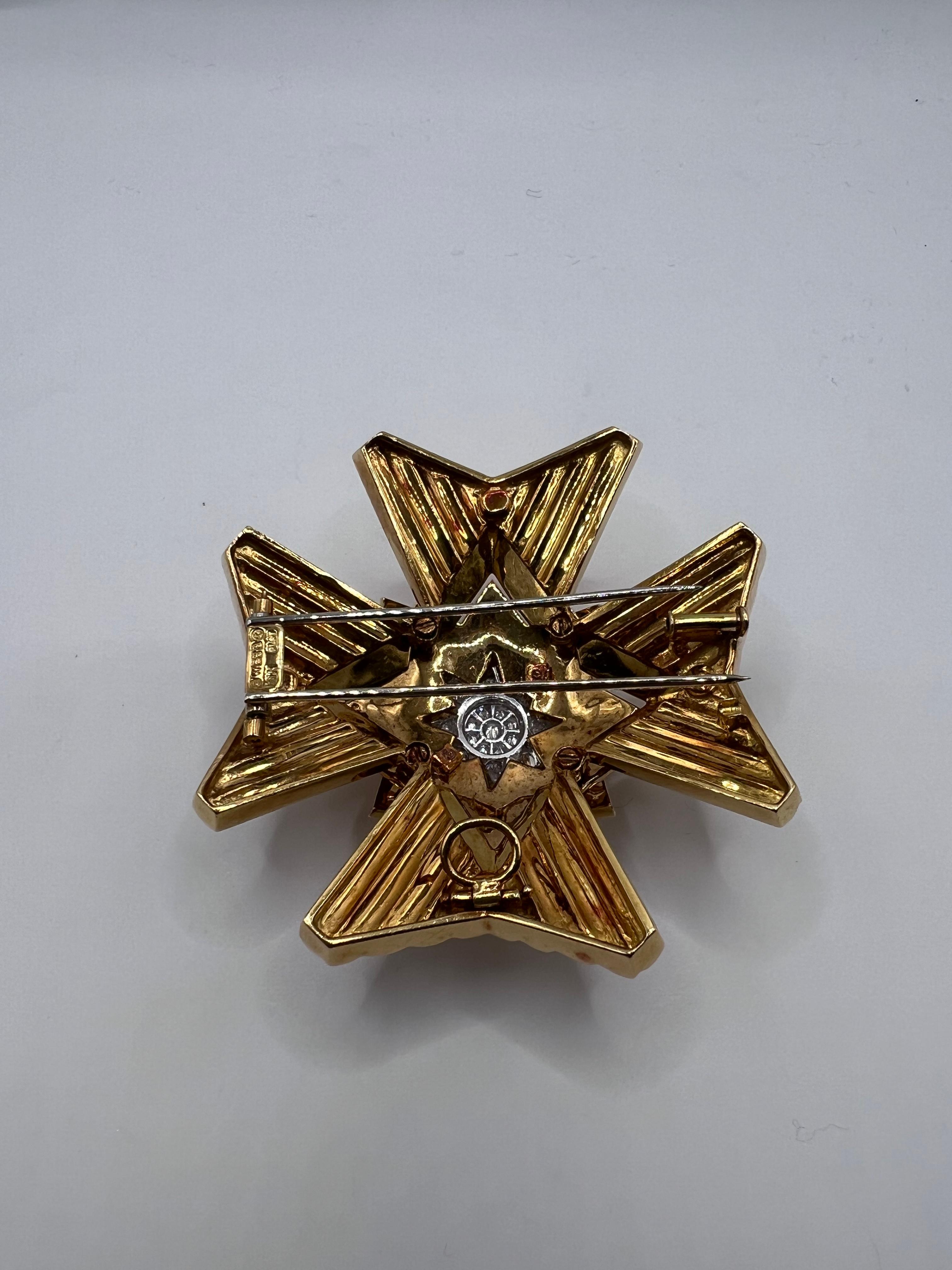 Einzigartige David Webb Vintage Gold Malteser Crosee-Brosche, Vintage im Zustand „Hervorragend“ im Angebot in New York, NY