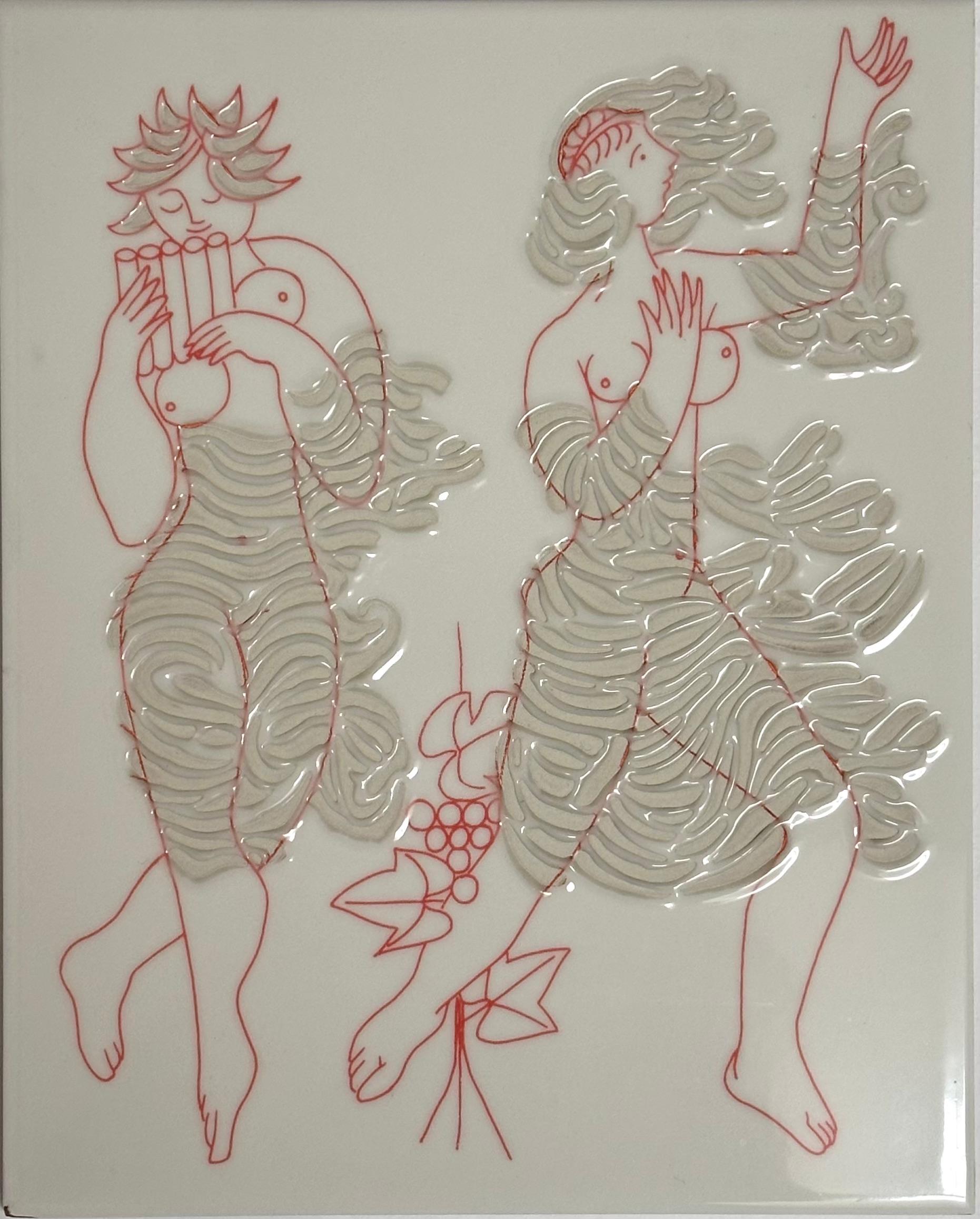Decoración única en loza realizada por encargo del Artista para la famosa firma italiana de cerámica decorativa Marazzi.
Una oda al amor y al vino llevada por dos musas tratadas en una paleta de tonos muy suaves.
Un ligero relieve subraya la
