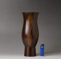Unique design Japanese Signed by Haruhiro Bronze Vase