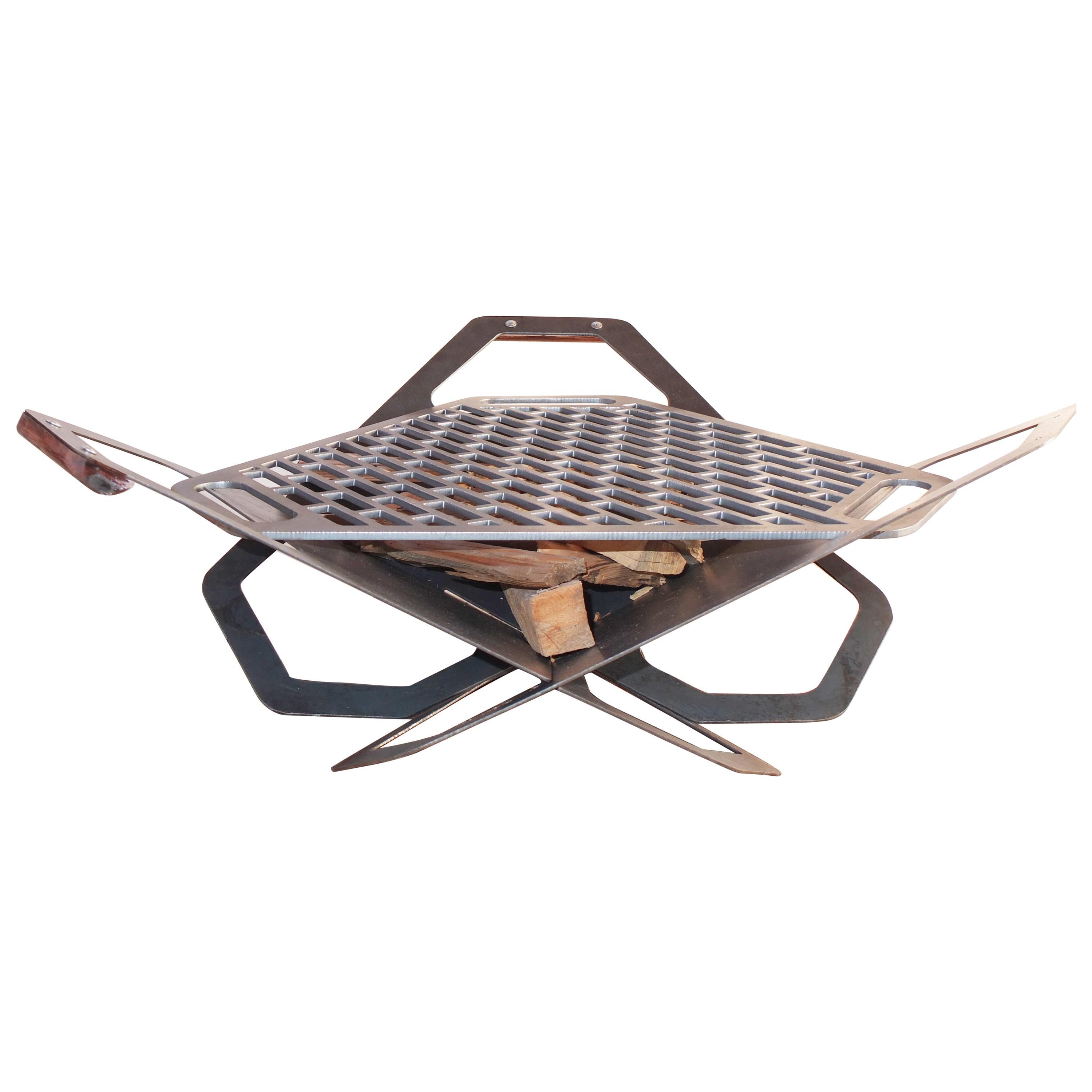 Unique Design of Demountable Fire Pit or BBQ Made of Plasma Cut Steel