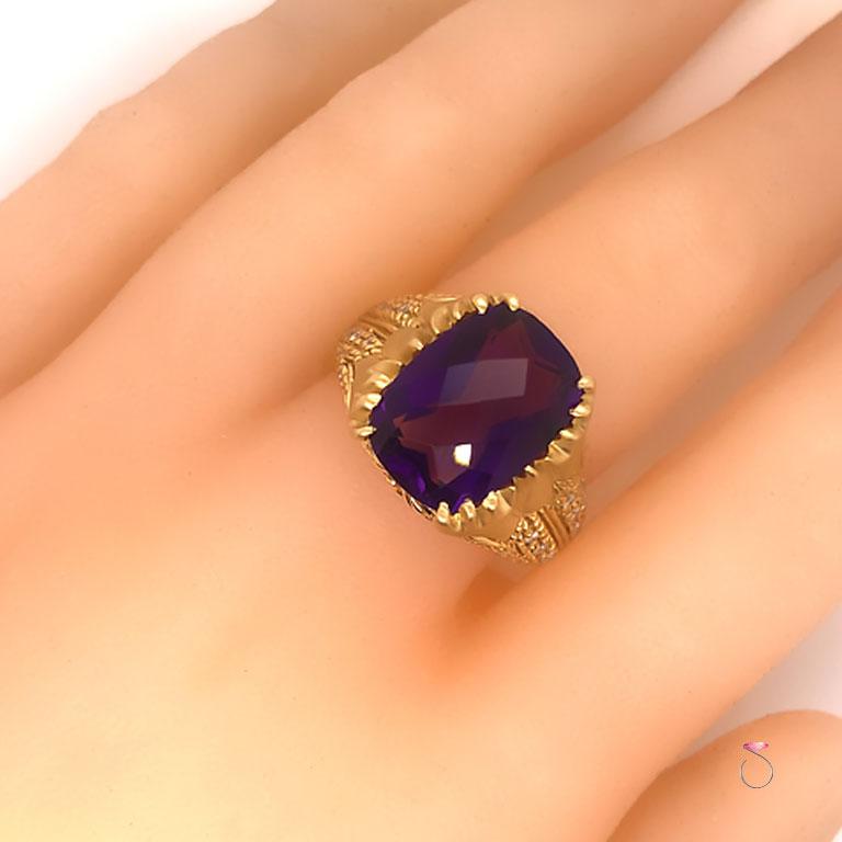 Modern Unique Designer Amethyst & Diamond Ring, 5.00 Carat, 18K Yellow Gold For Sale