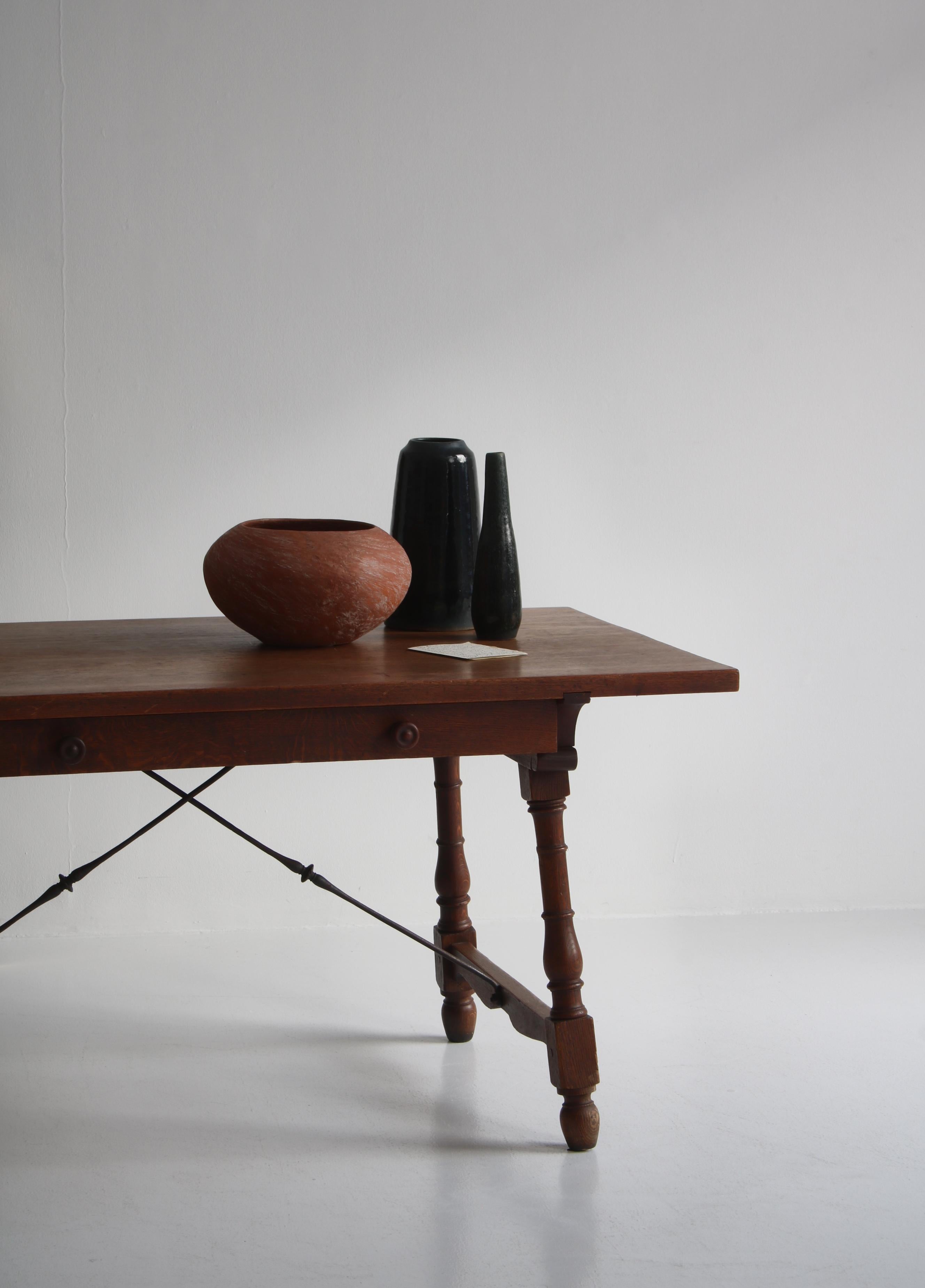 Bureau ou table unique fabriqué par Jens Harald Quistgaard en 1953, en teck massif et chêne en vente 10
