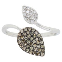 Anillo Bypass Hoja de Diamante Único