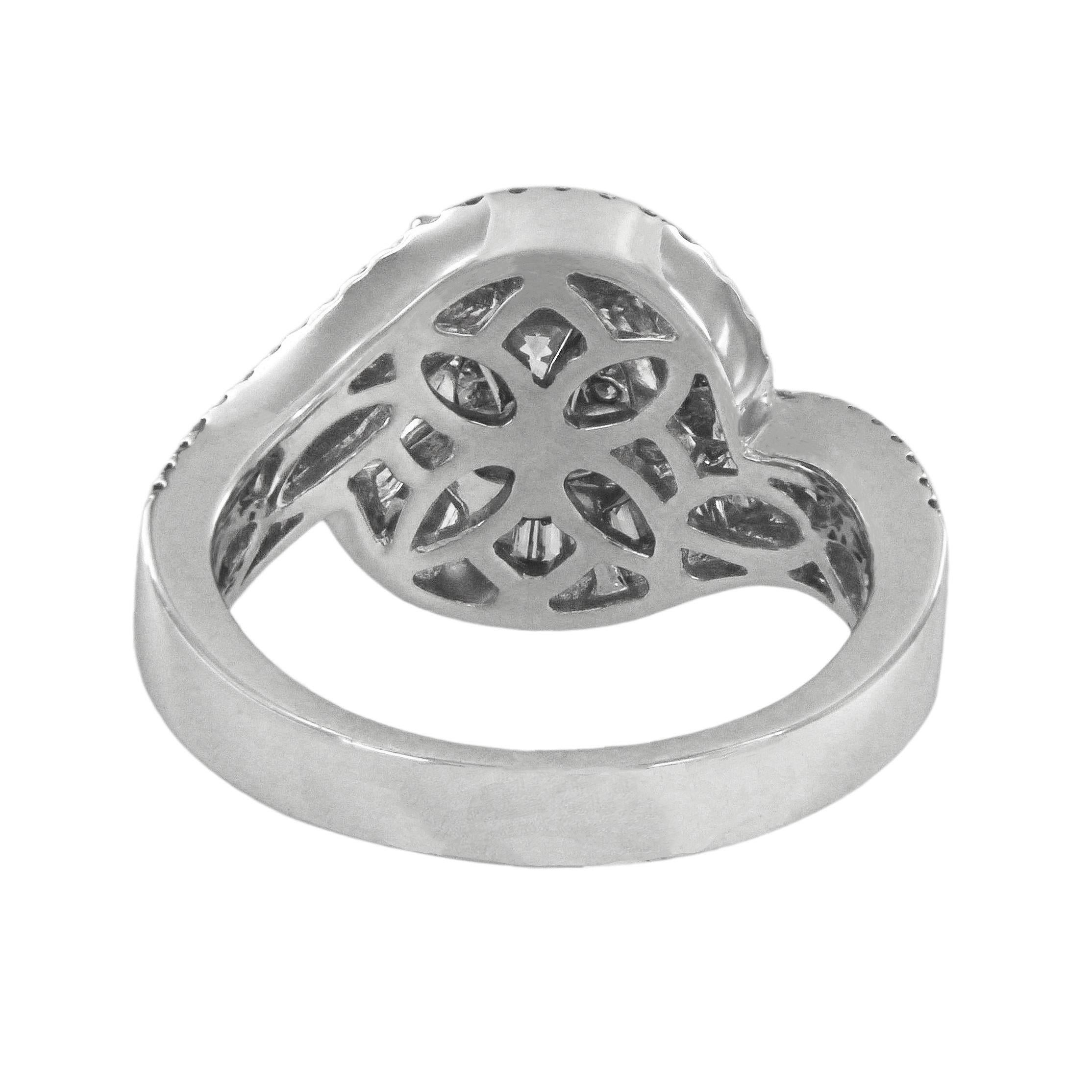 Anello unico con diamante in oro bianco 14k In condizioni Nuovo in vendita a New York, NY