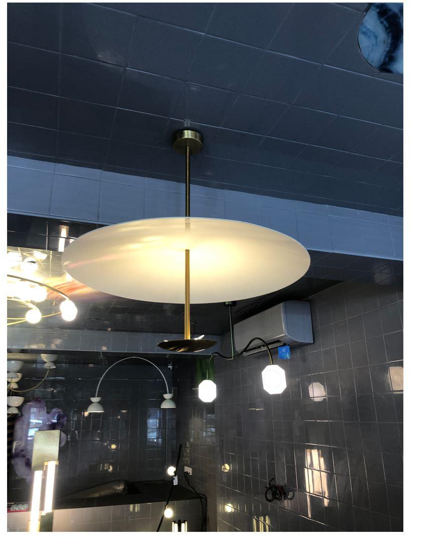Ciondolo a forma di disco unico di Hatsu In condizioni Nuovo in vendita a Geneve, CH