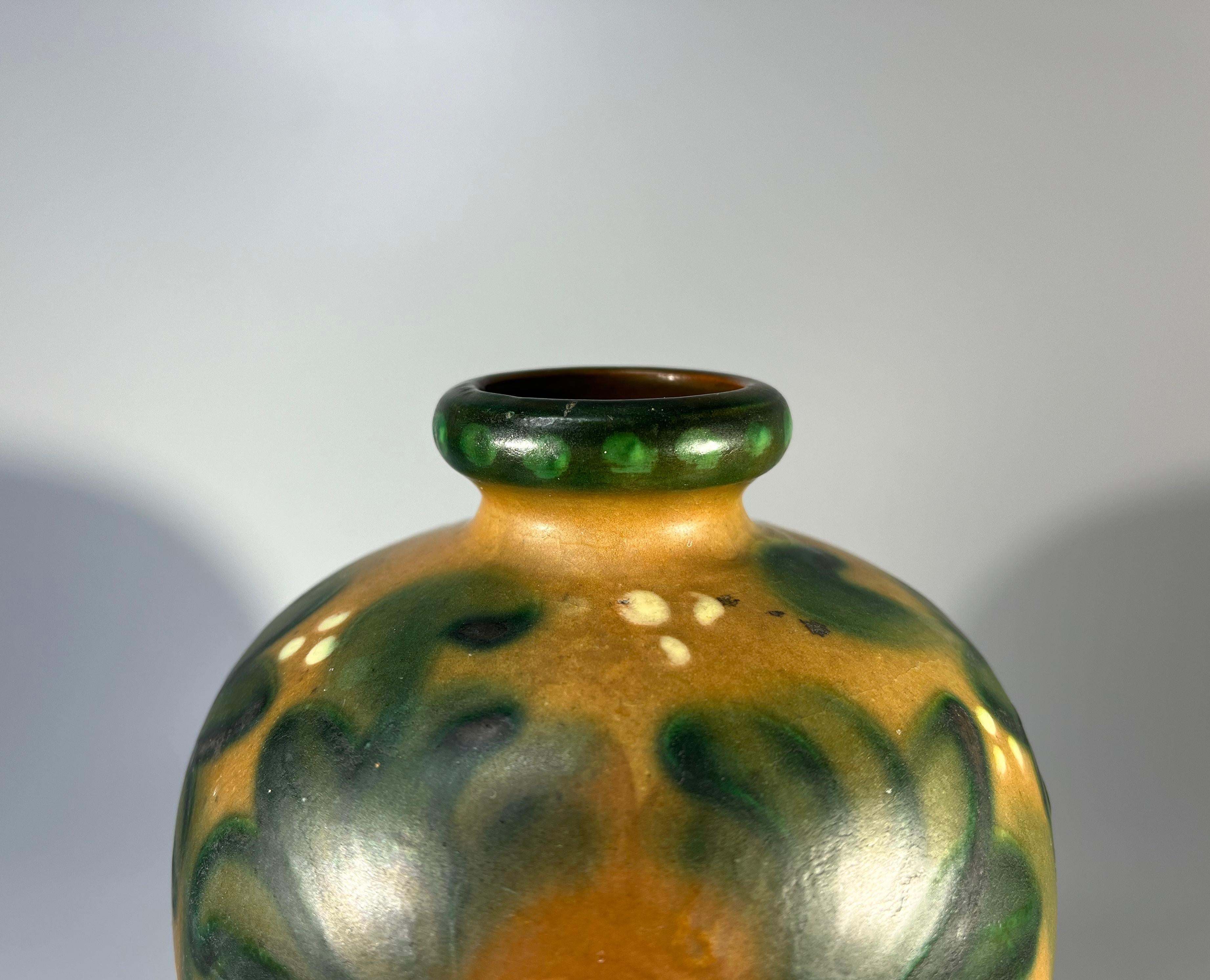 Einzigartige, frühe Blumenvase aus Keramik von Upsala Ekeby, Schweden, ca. 1930er Jahre (Mitte des 20. Jahrhunderts) im Angebot