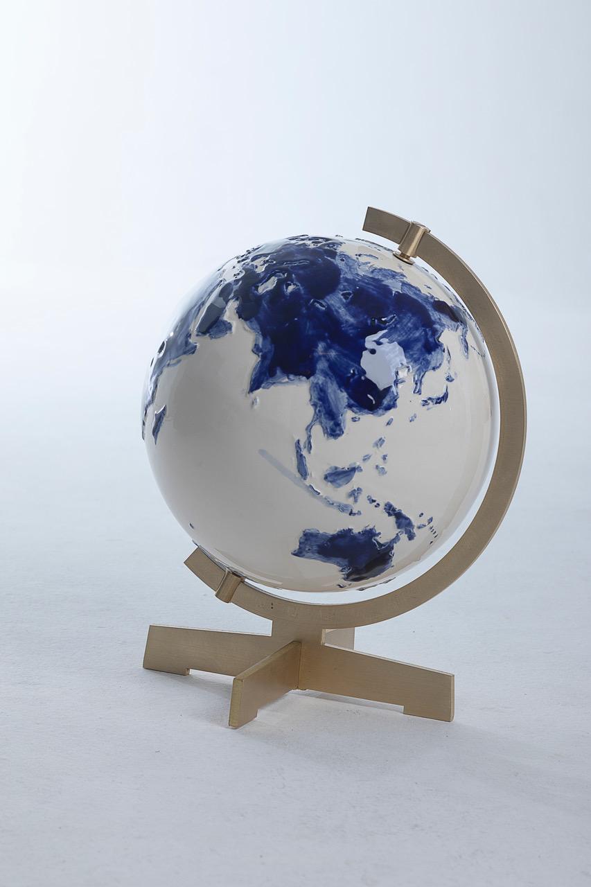 Unique Earth Globe Sculpture by Alex de Witte For Sale 1