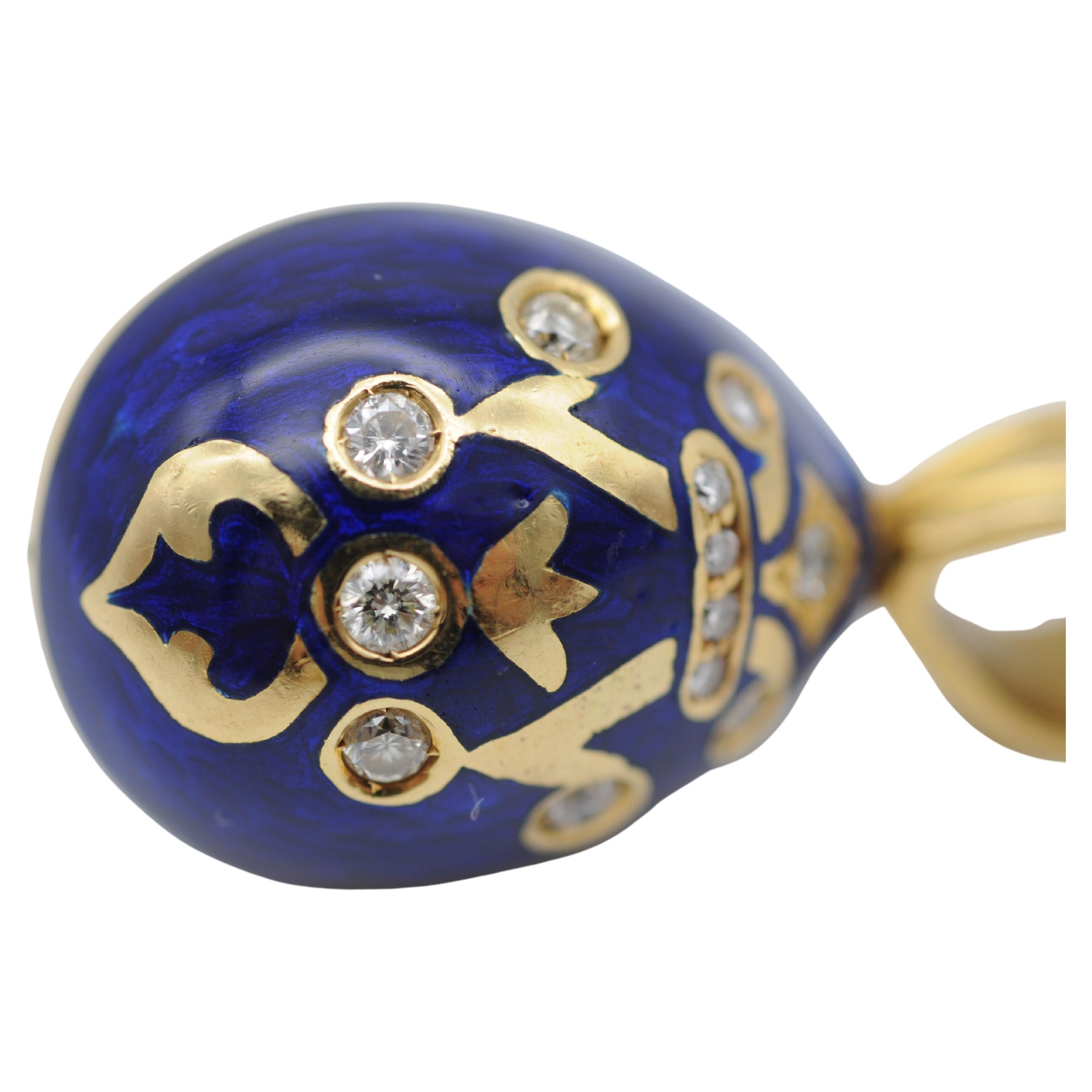 Unique egg pendant with diamonds, 18K yellow gold For Sale 2