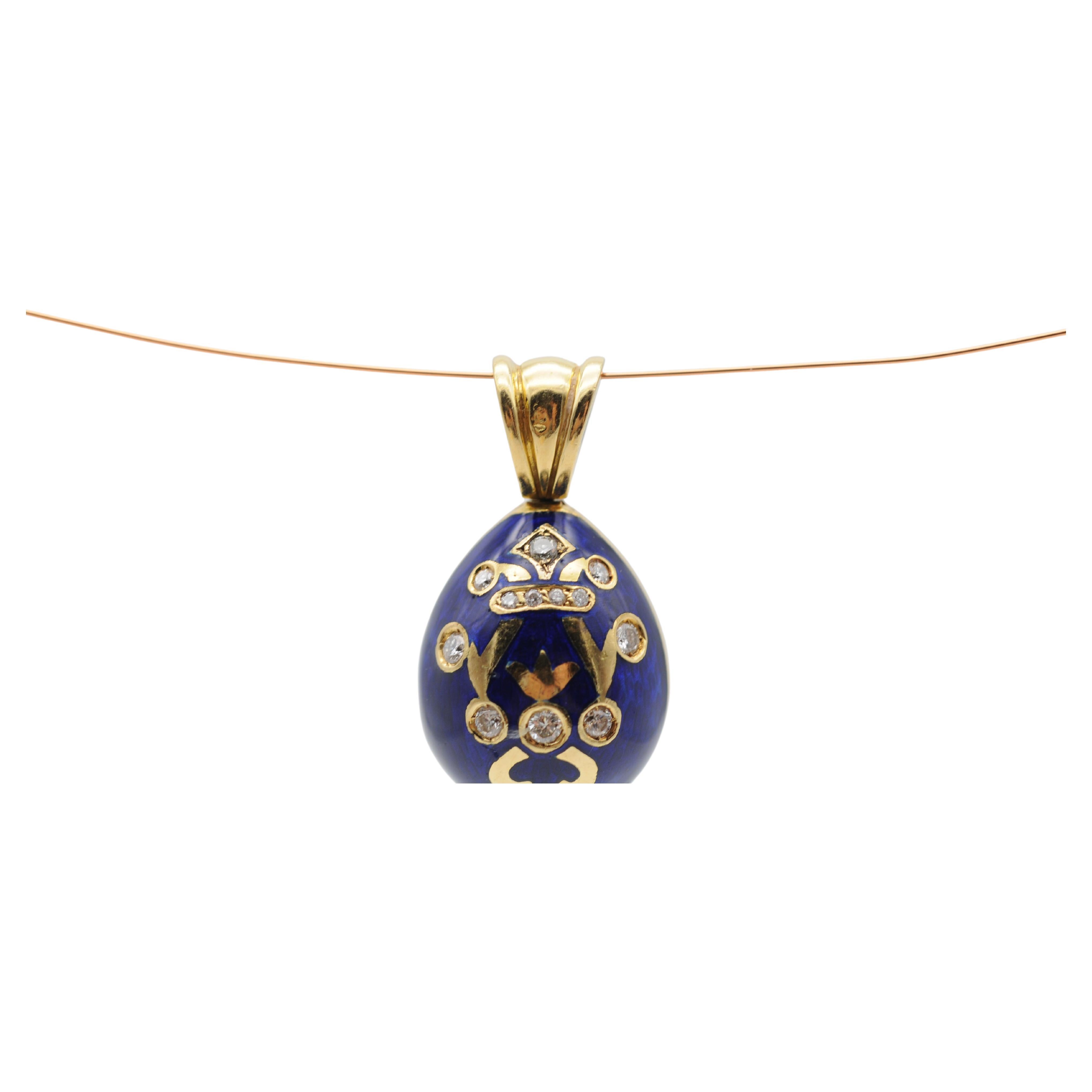 Unique egg pendant with diamonds, 18K yellow gold For Sale 4
