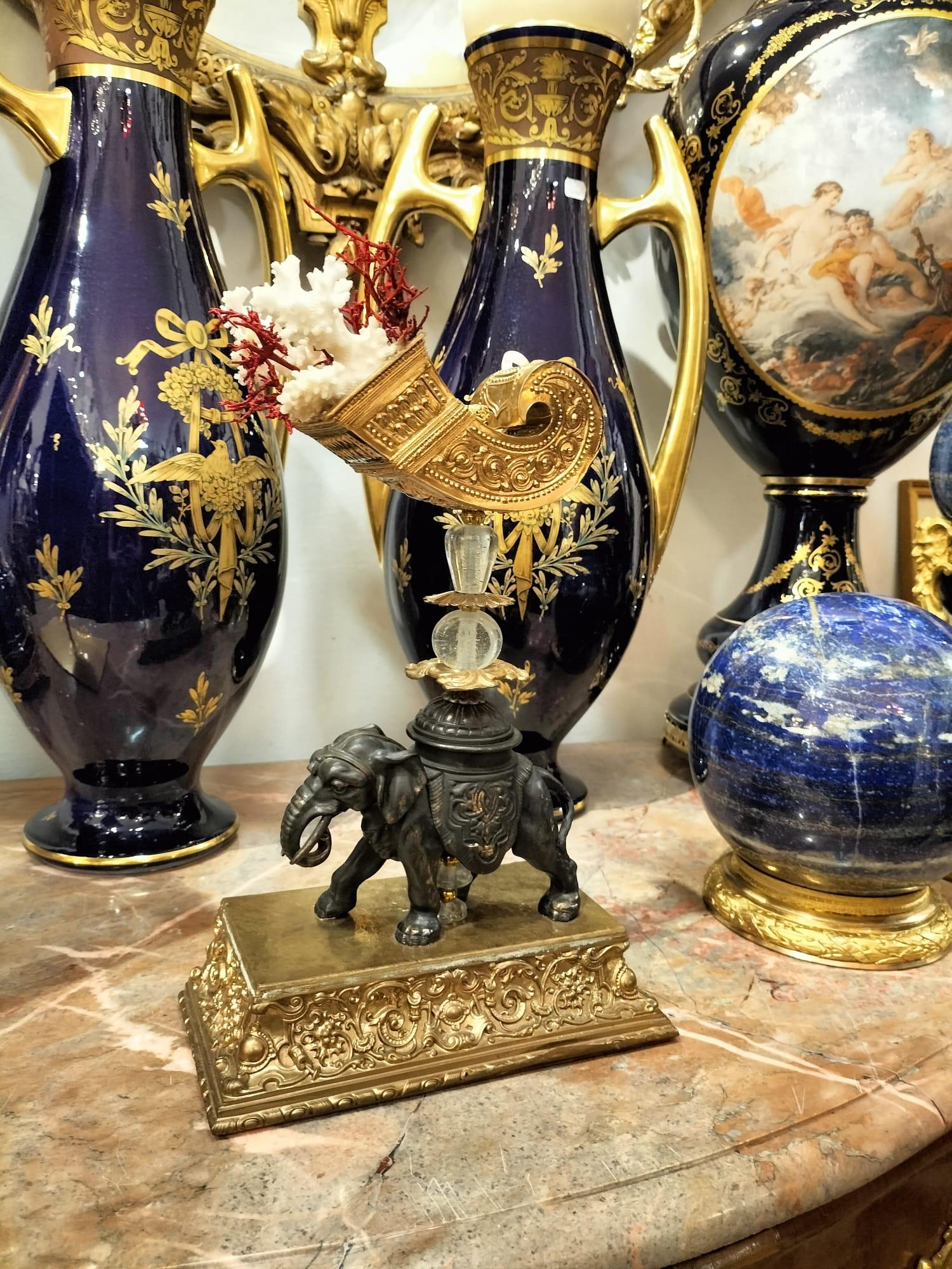 Unique Elephant Statue in Bronze with Coral, 20th Century For Sale 5