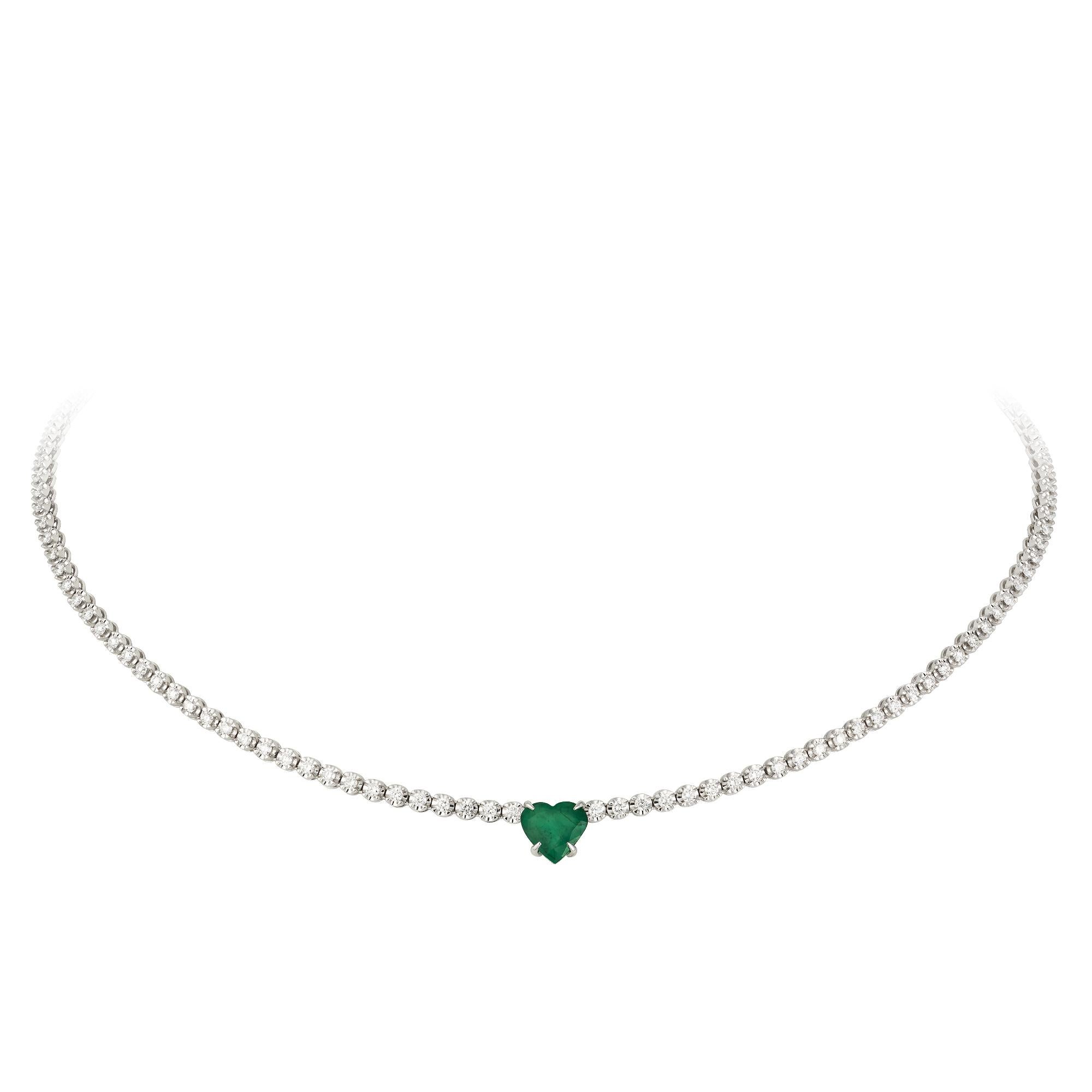 Unique Emerald Diamond 18 Karat White Gold Necklace for Her In New Condition For Sale In Montreux, CH