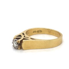 Unique Engagement Ring, 0.25CT diamond, 18K yellow gold, detailed high setting
