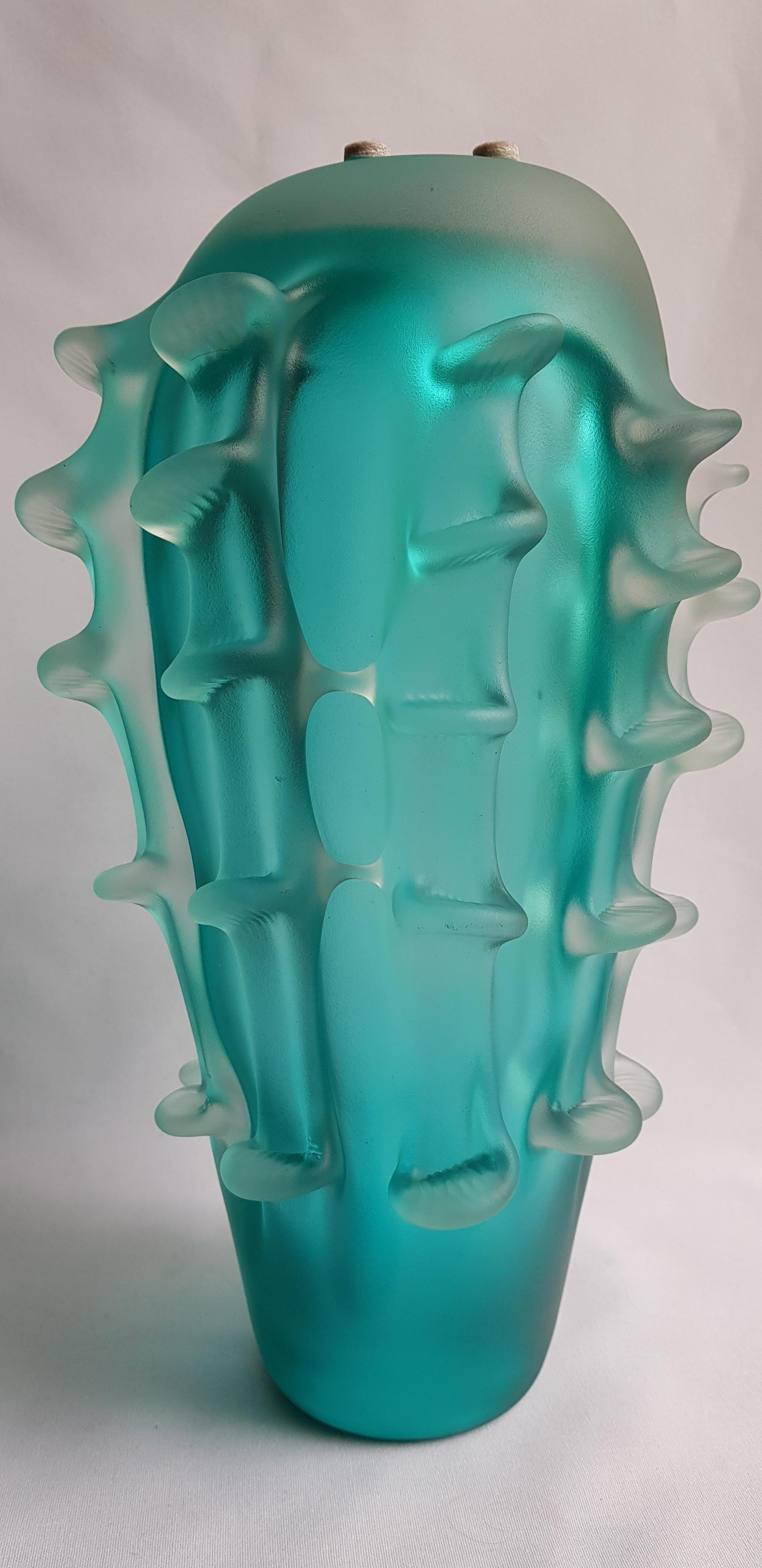 A Cappe Extralarge Gino Cenedese Signed Blue frosted satin murano vase For Sale 3