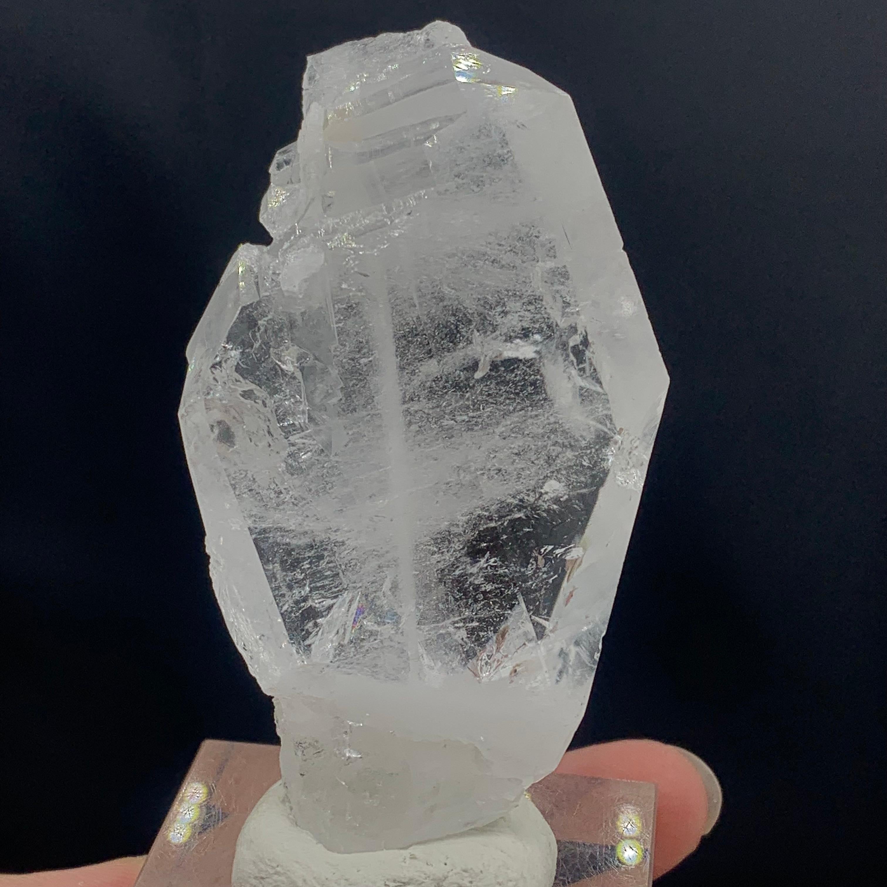 Unique Faden Quartz Crystal Inner Milk way Line From Balochistan Pakistan Mine In Good Condition For Sale In Peshawar, PK
