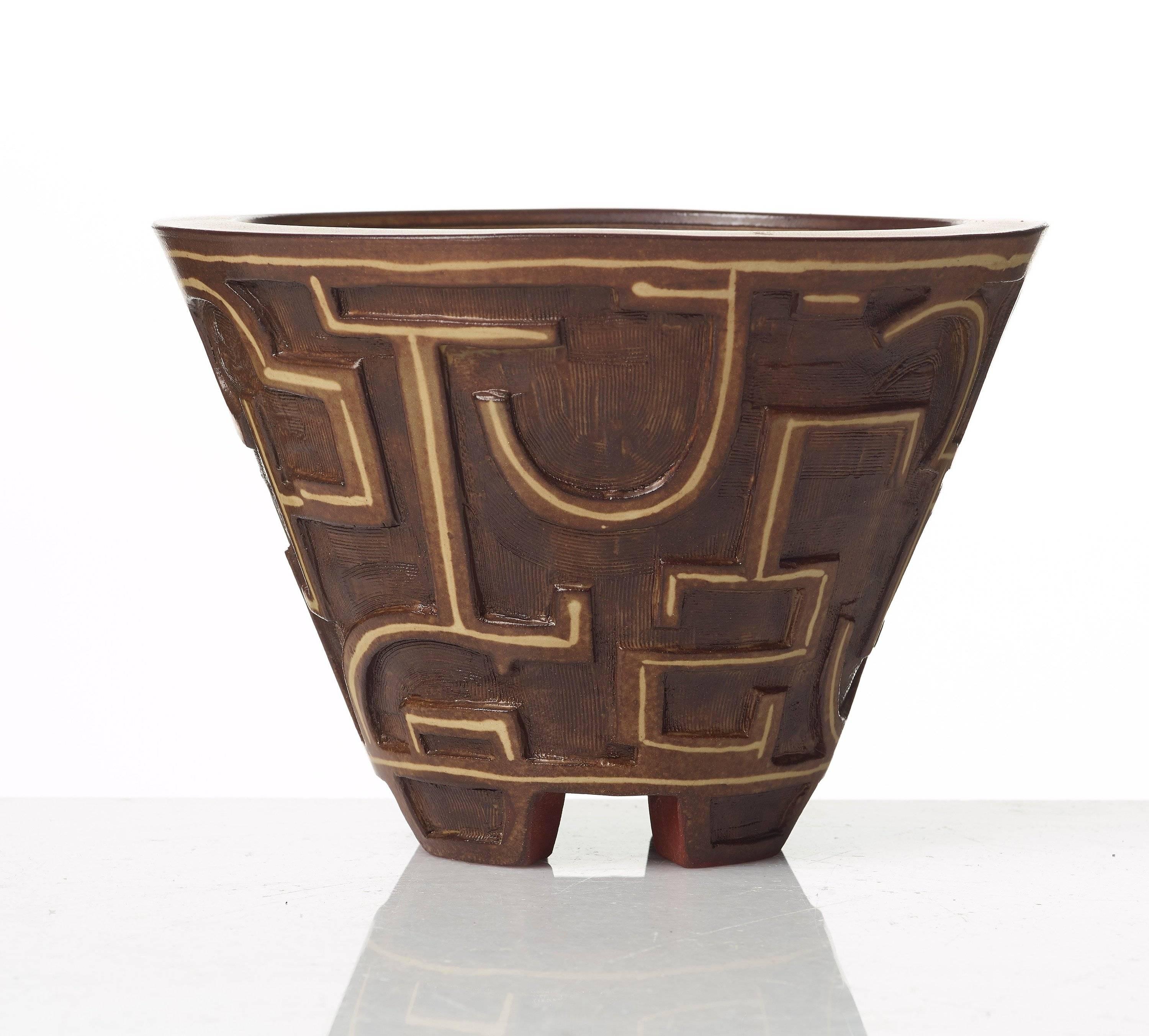 Unique Farsta Stoneware Bowl by Wilhelm Kåge for Gustavsberg In Excellent Condition For Sale In Stockholm, SE