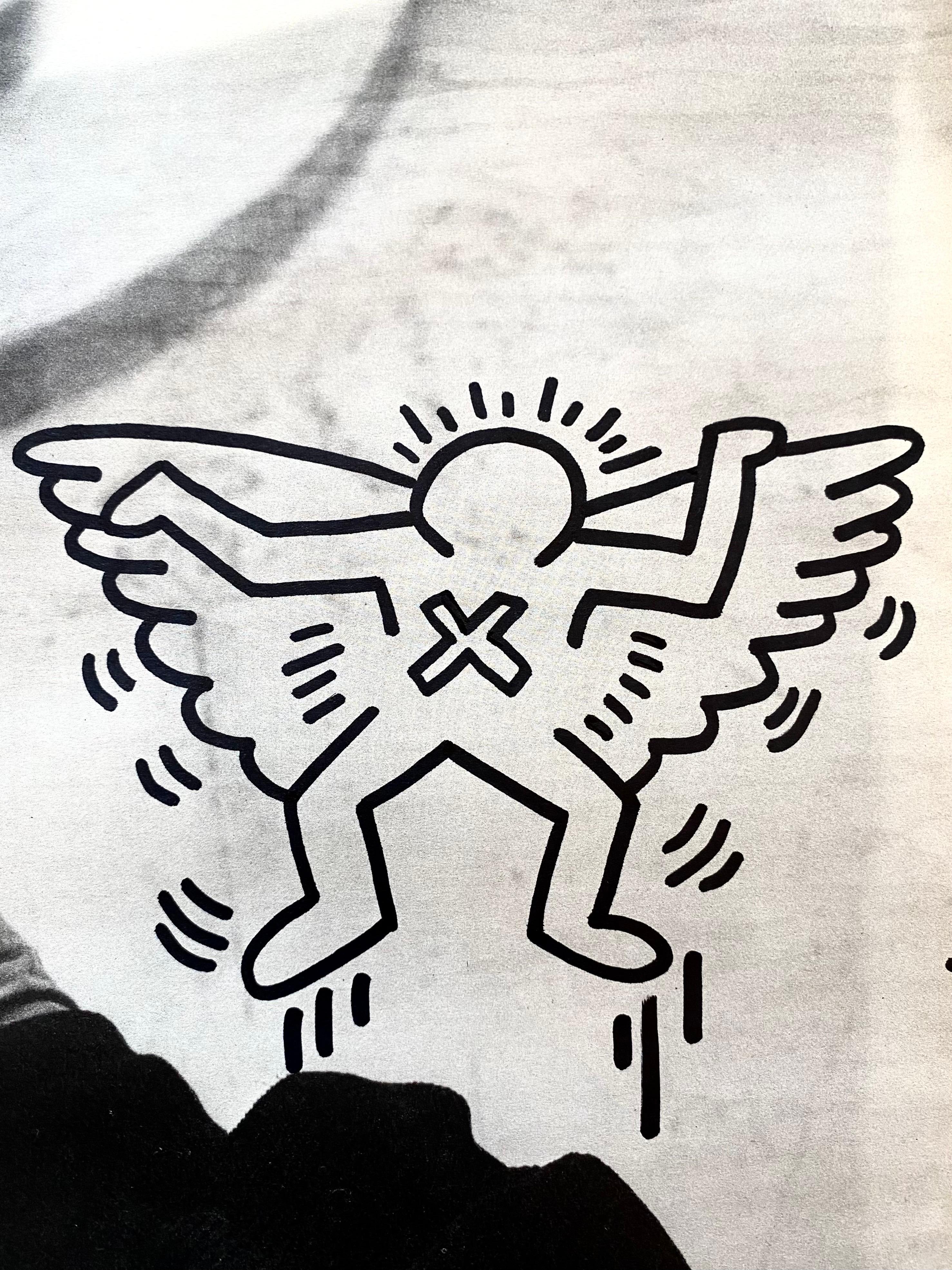 KEITH HARING - Échantillon de dessin au stylo  sur image de Kim Basinger, signé, 1987 en vente 1