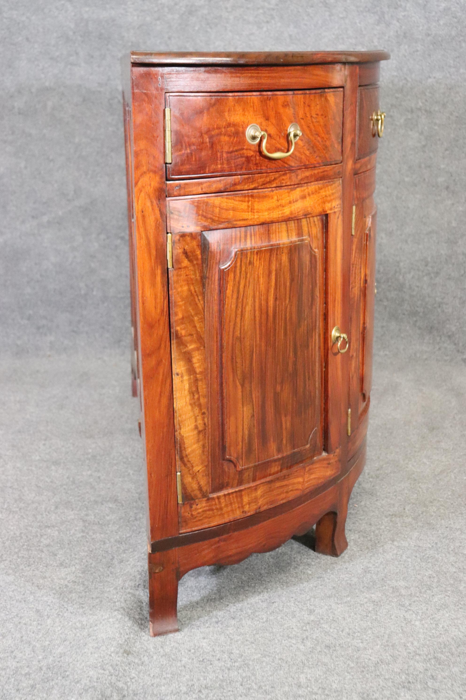 Unique Figured Teak Hand-Made Sheraton Style Demilune Buffet Commode For Sale 1