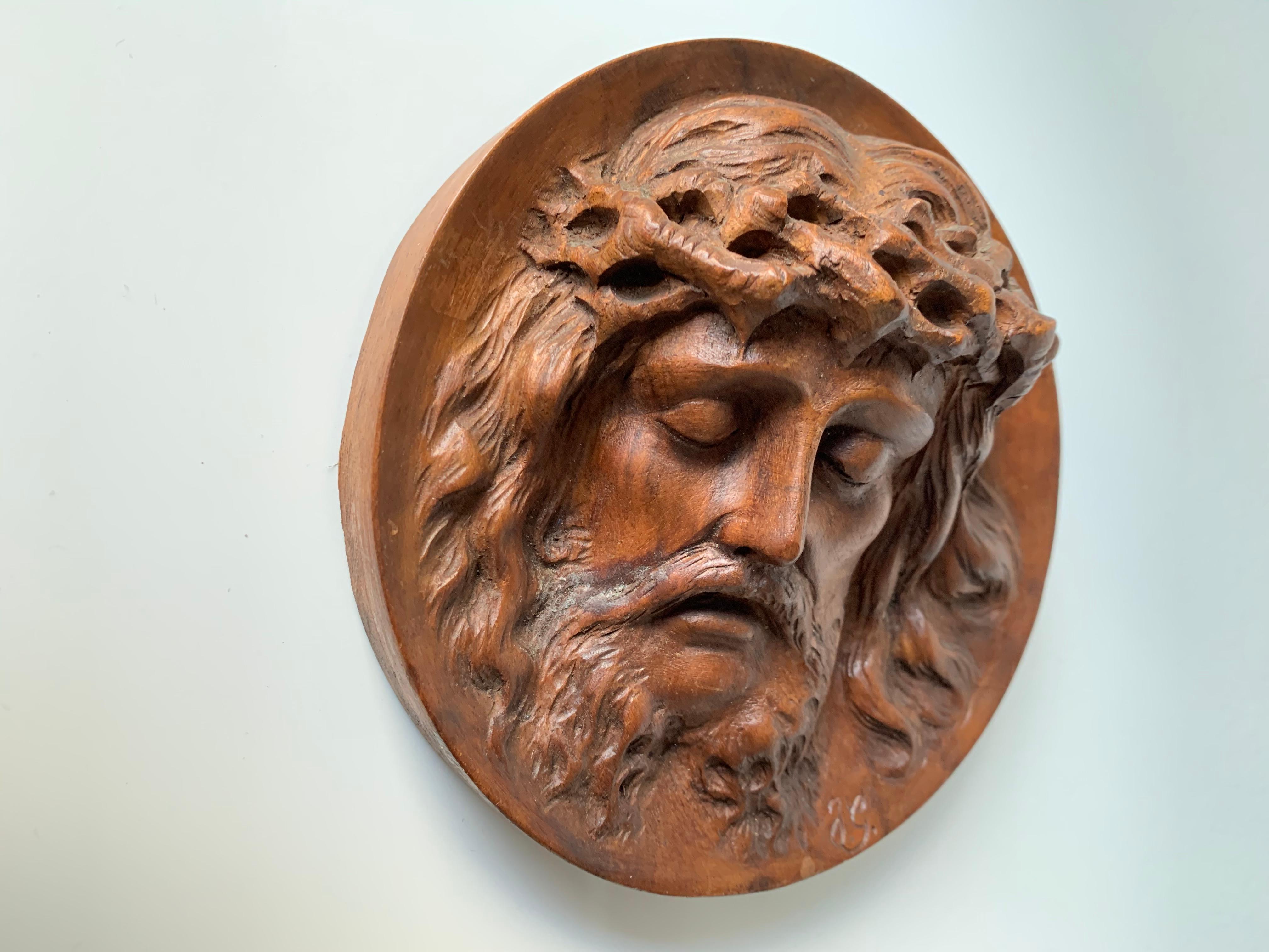 European Unique and Finely Hand Carved, 19th Century Christ Mask Medallion / Round Plaque