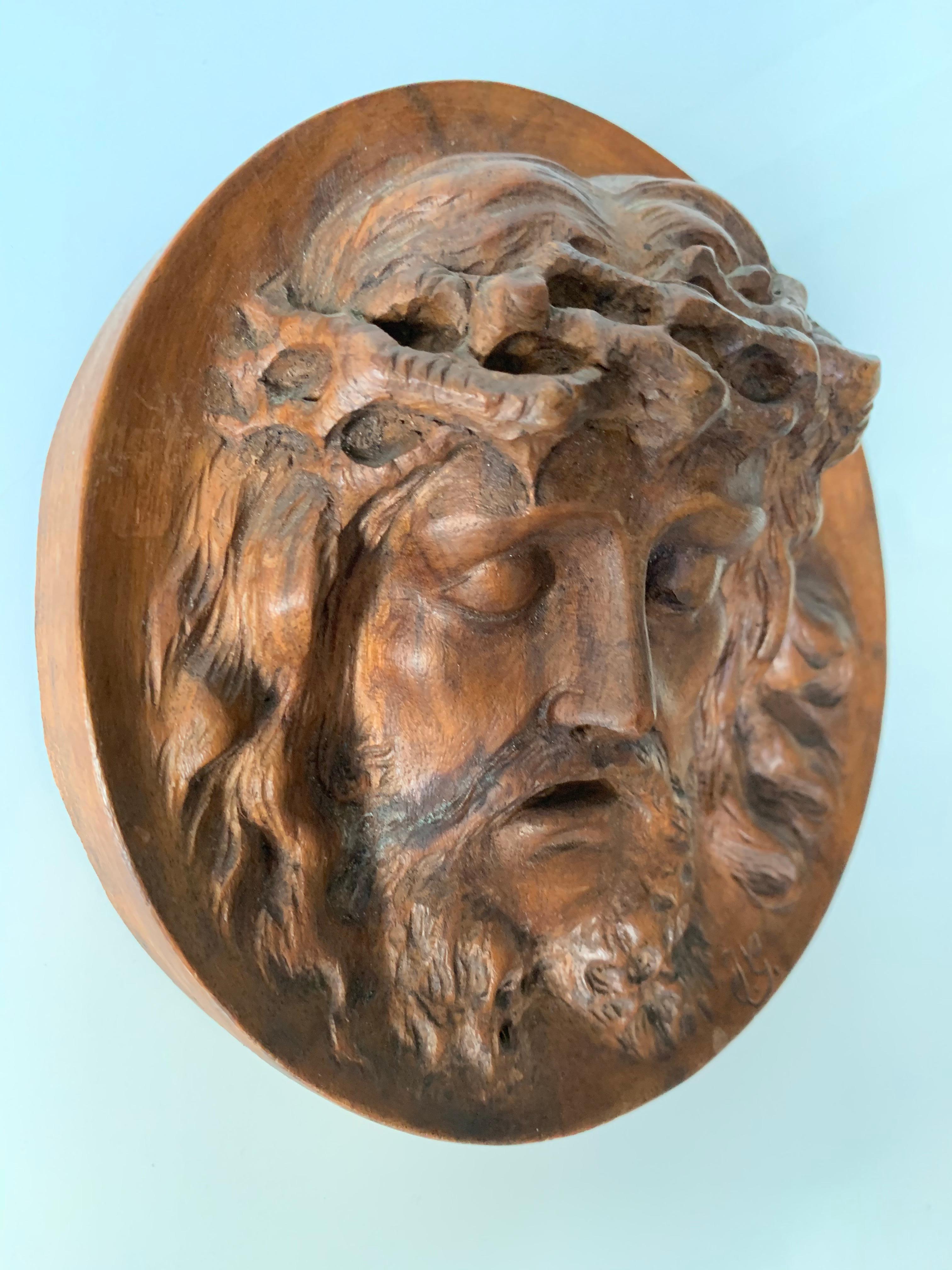 Unique and Finely Hand Carved, 19th Century Christ Mask Medallion / Round Plaque 1
