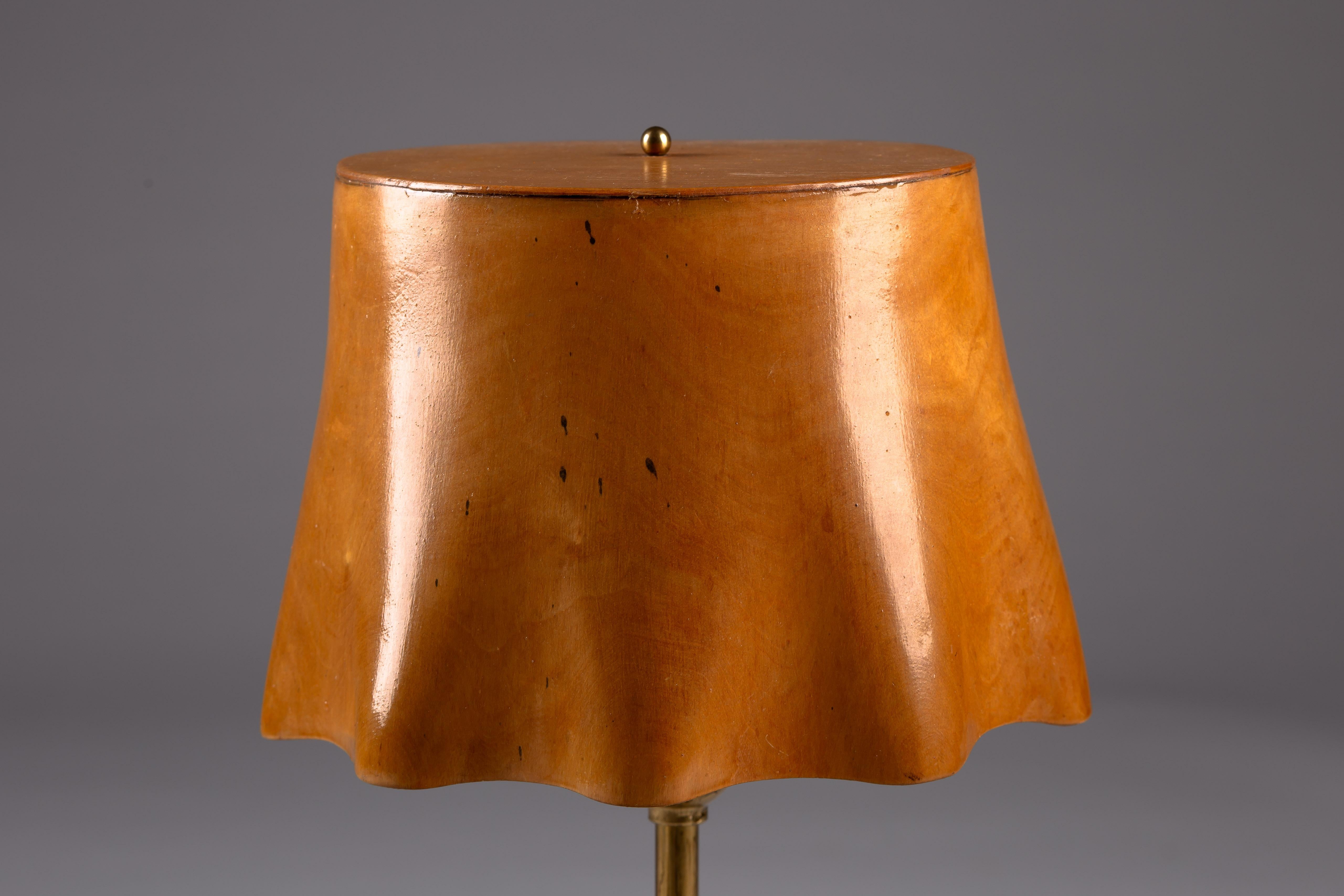 Unique Finnish c. 1940's bent wood table lamp In Good Condition For Sale In Turku, Varsinais-Suomi