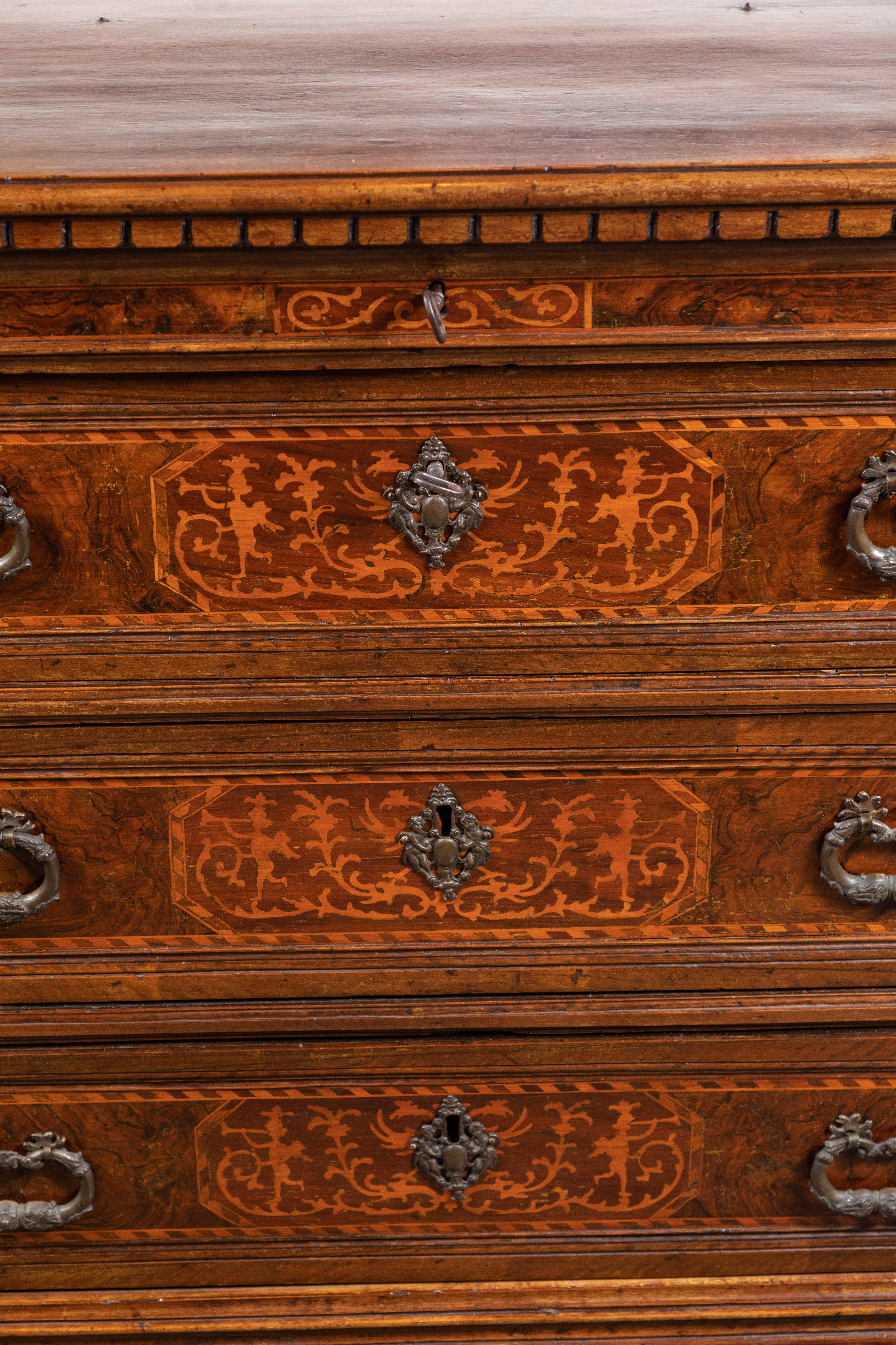 Unique, Flip-Top, Inlaid Italian Commode In Good Condition For Sale In Newport Beach, CA