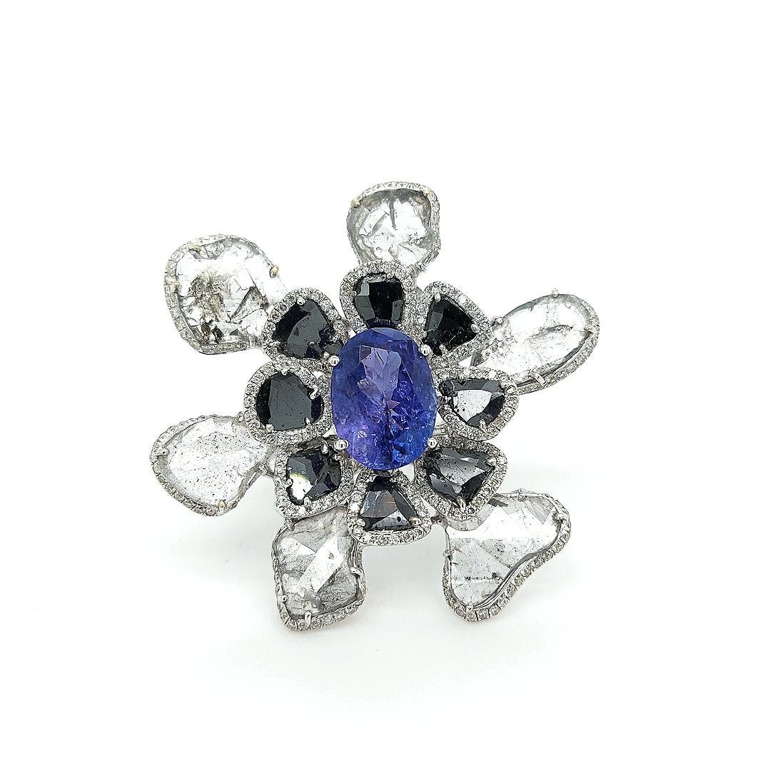 18kt White Gold Unique Flower Ring with Tanzanite, Black Grey and White Diamonds For Sale 3