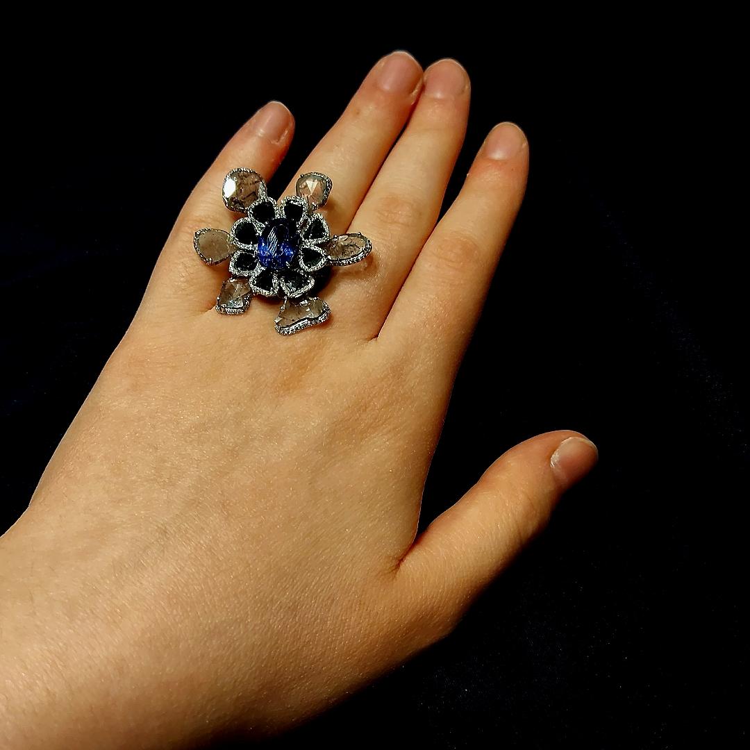 18kt White Gold Unique Flower Ring with Tanzanite, Black Grey and White Diamonds For Sale 8