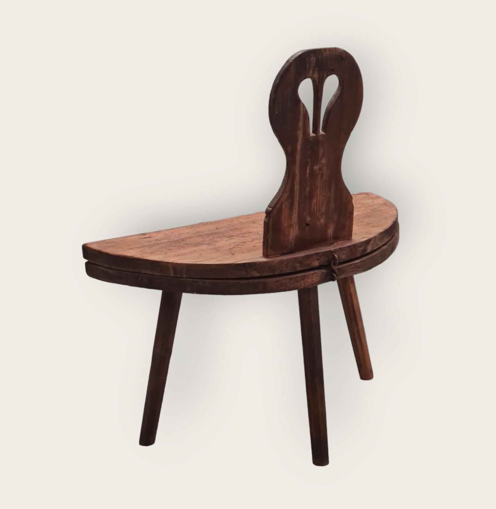 Table/chaise folklorique finlandaise pliable unique, années 1800 en vente 3