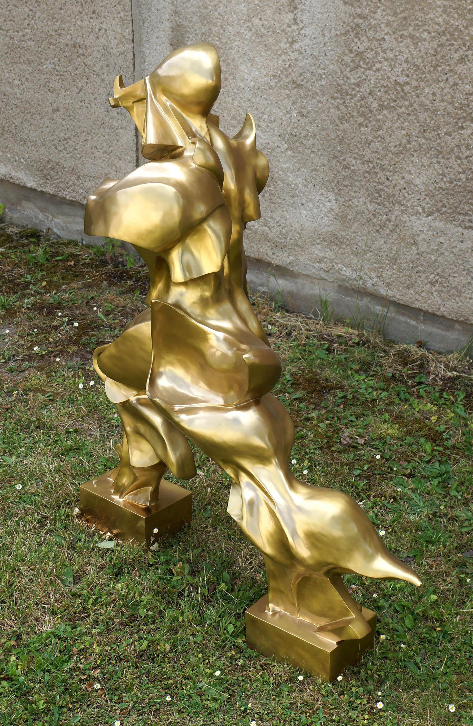Futurist Unique Forms of Continuity in Space, Bronze Sculpture For Sale