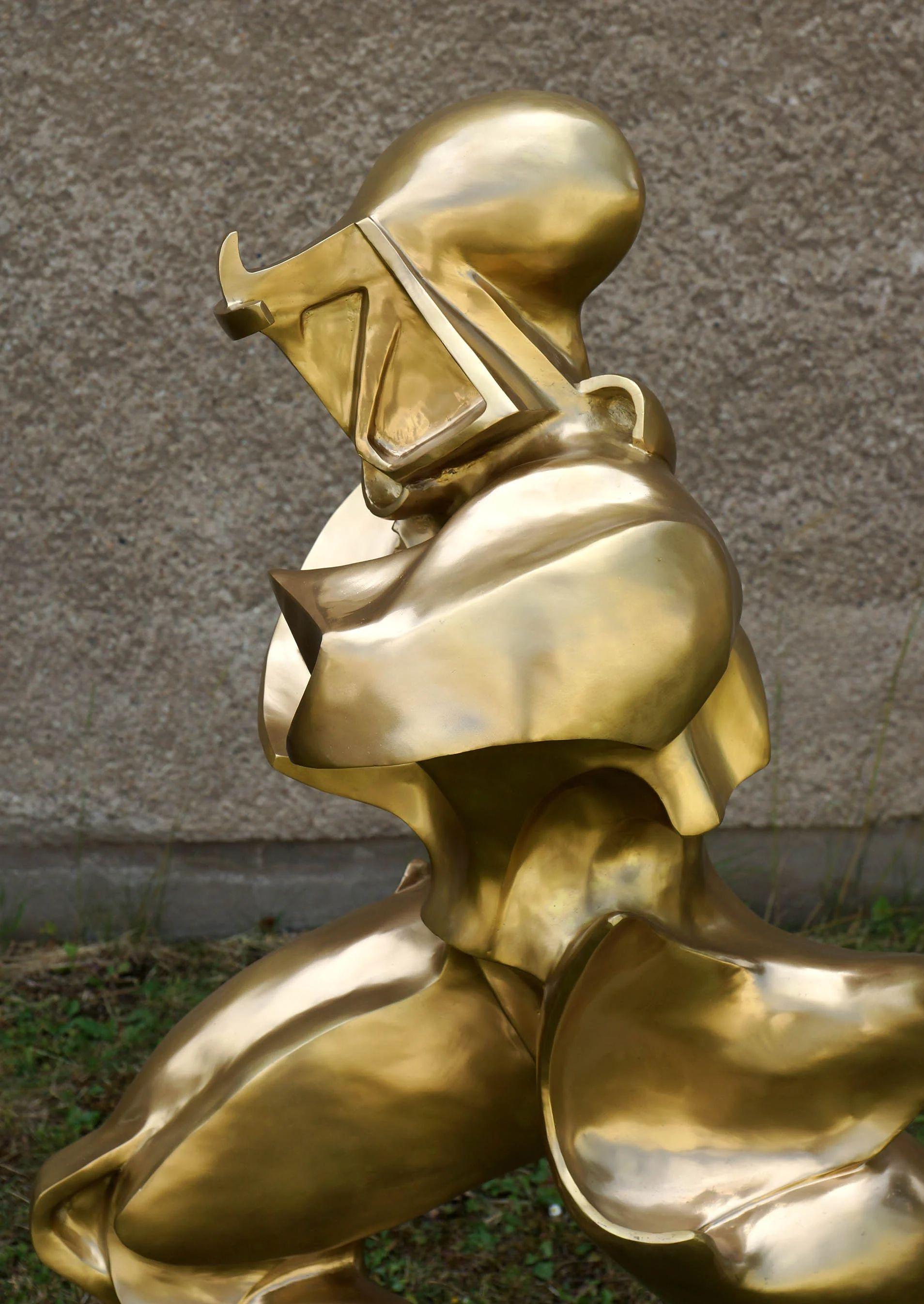 Unique Forms of Continuity in Space, Bronze Sculpture In Good Condition For Sale In Saint-Ouen, FR