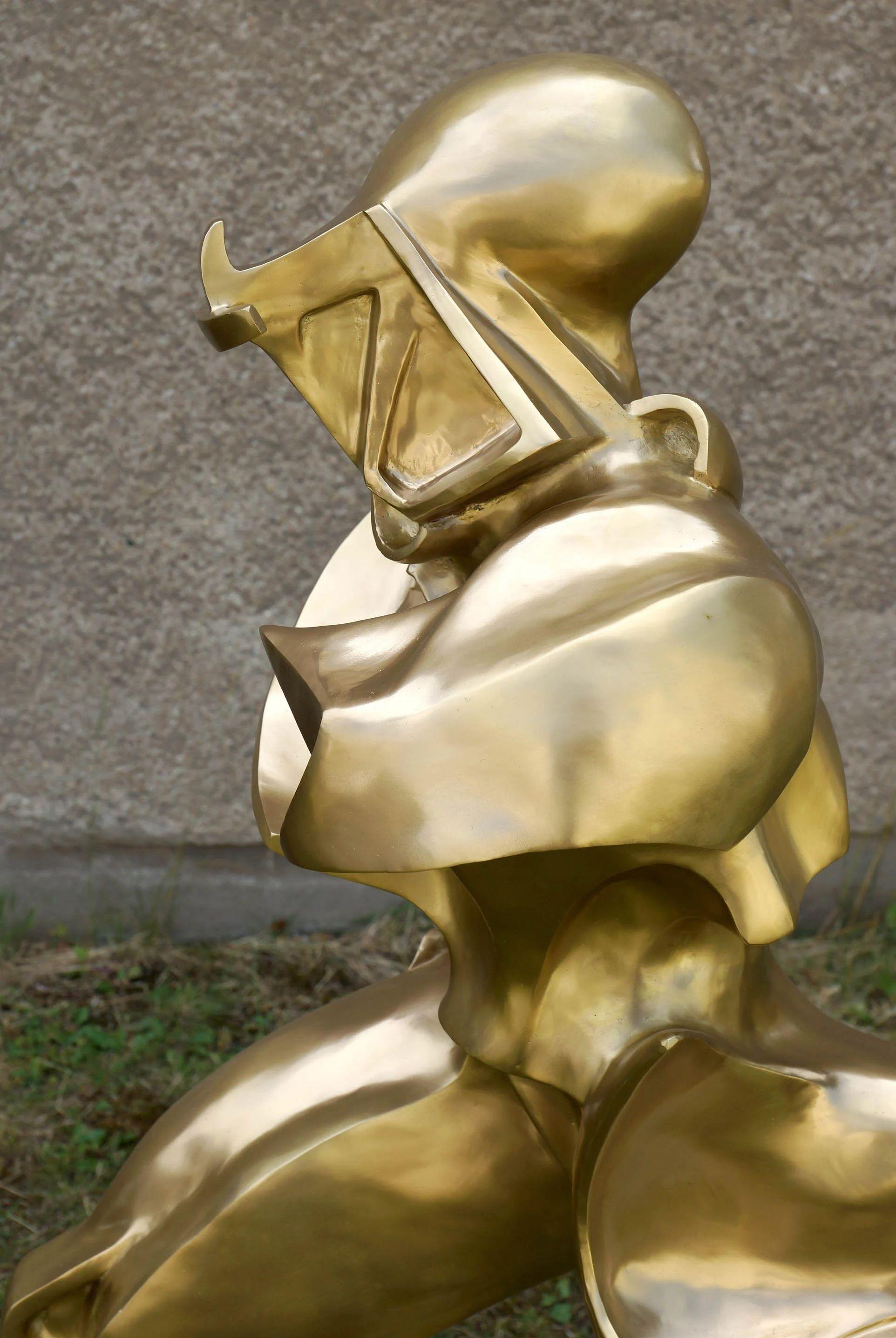 20th Century Unique Forms of Continuity in Space, Bronze Sculpture For Sale