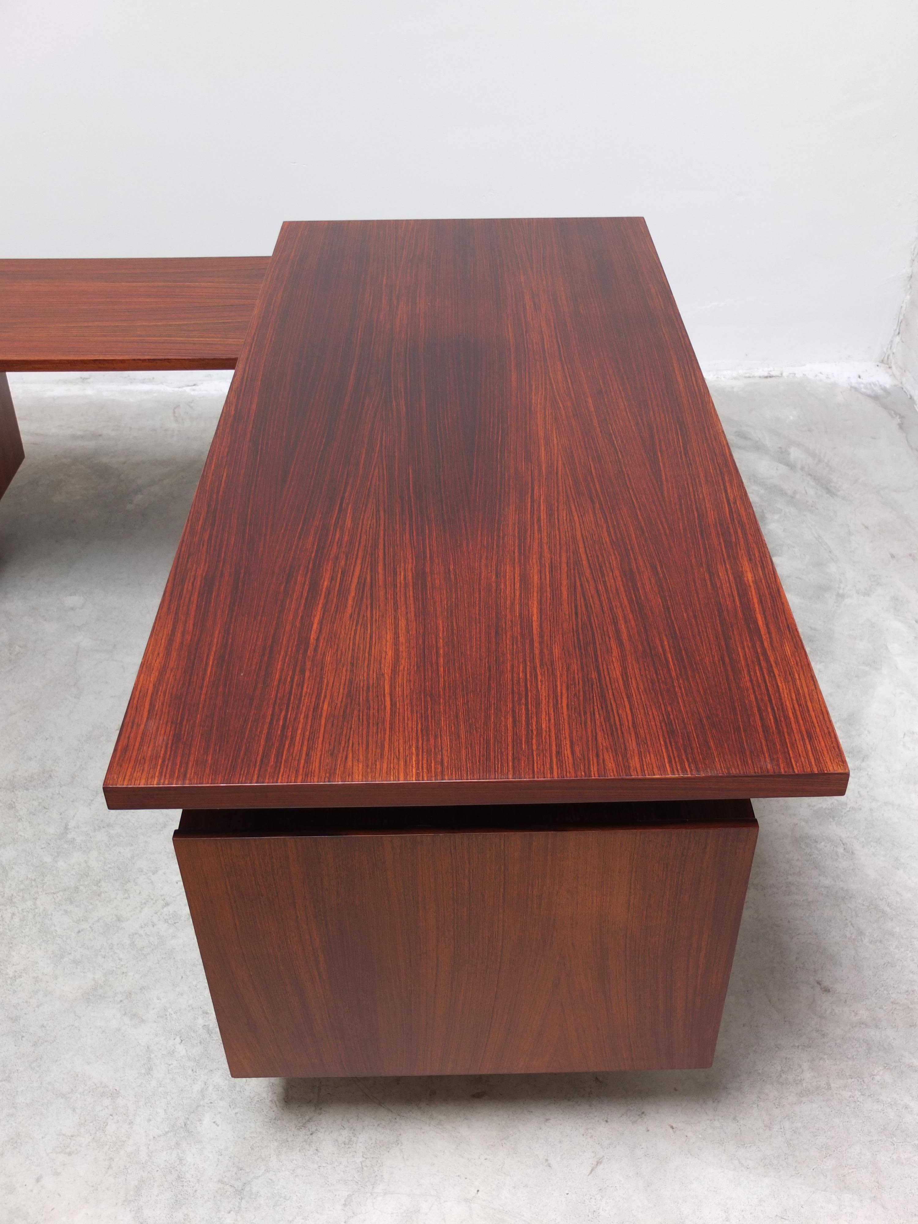 Unique Freestanding Executive Writing Desk by Kho Liang Ie for Fristho, 1964 For Sale 11