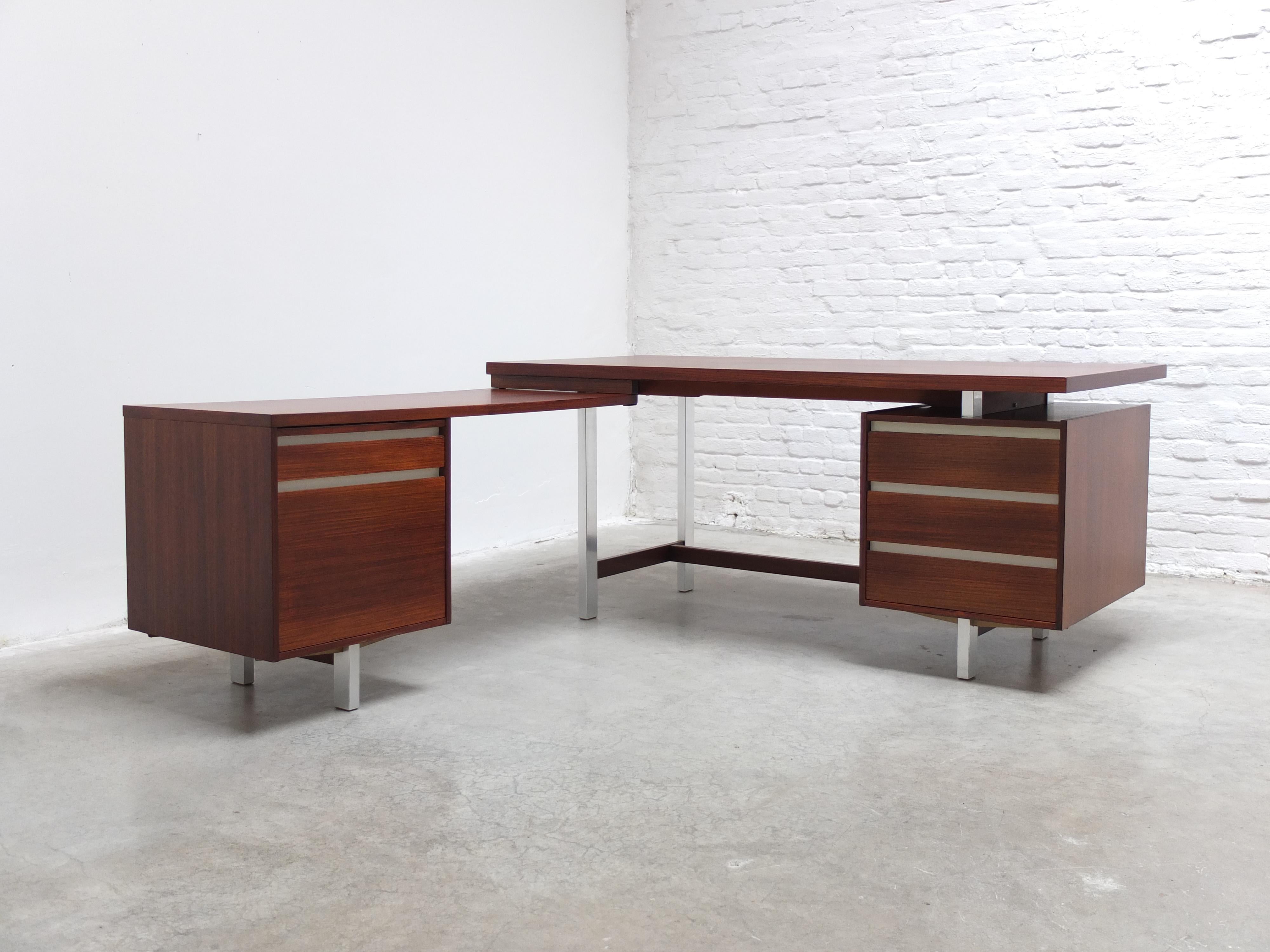 Metal Unique Freestanding Executive Writing Desk by Kho Liang Ie for Fristho, 1964 For Sale