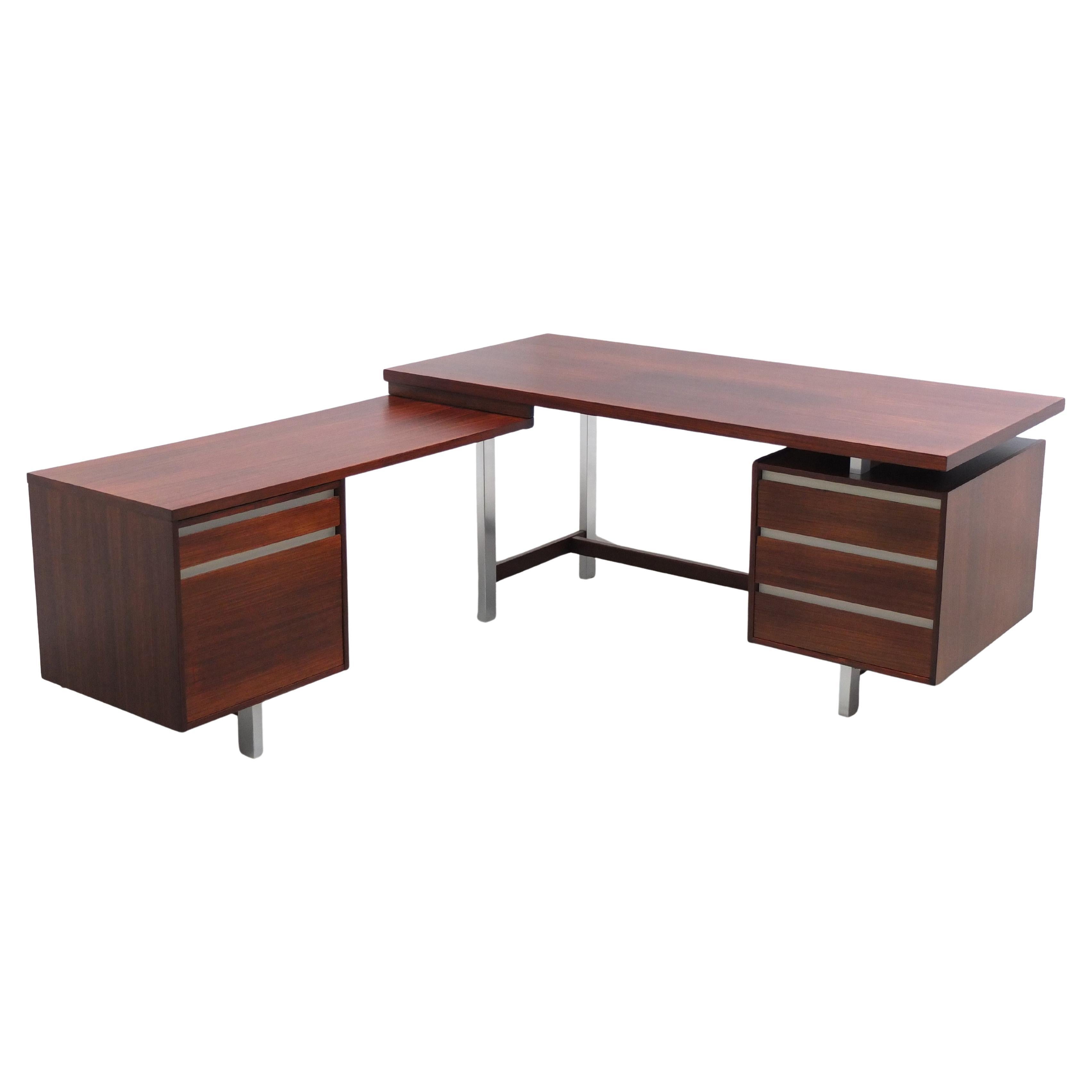 Fristho Desks and Writing Tables