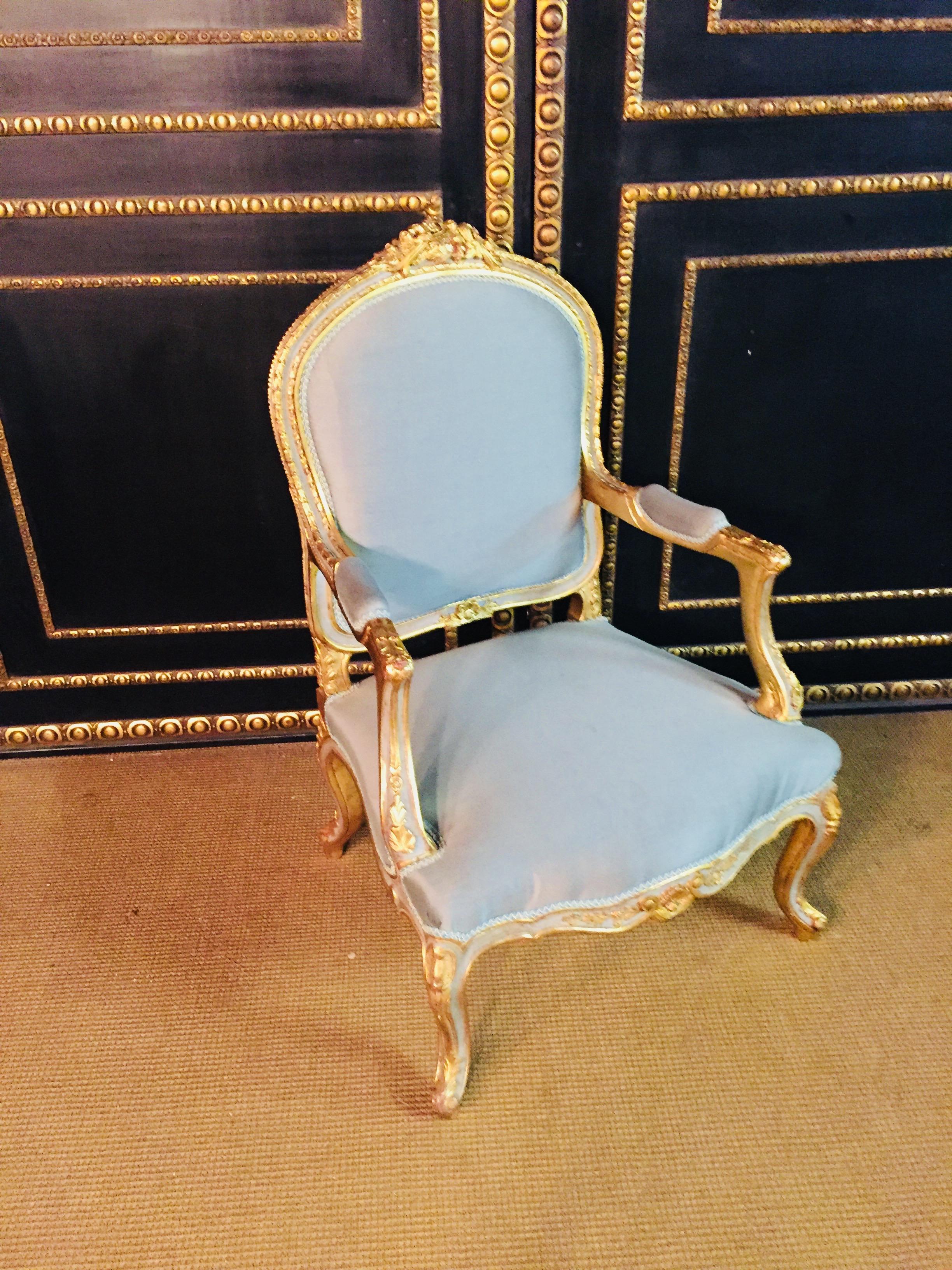 Unique French Armchair in antique Louis Quinze Style wood hand carved 3