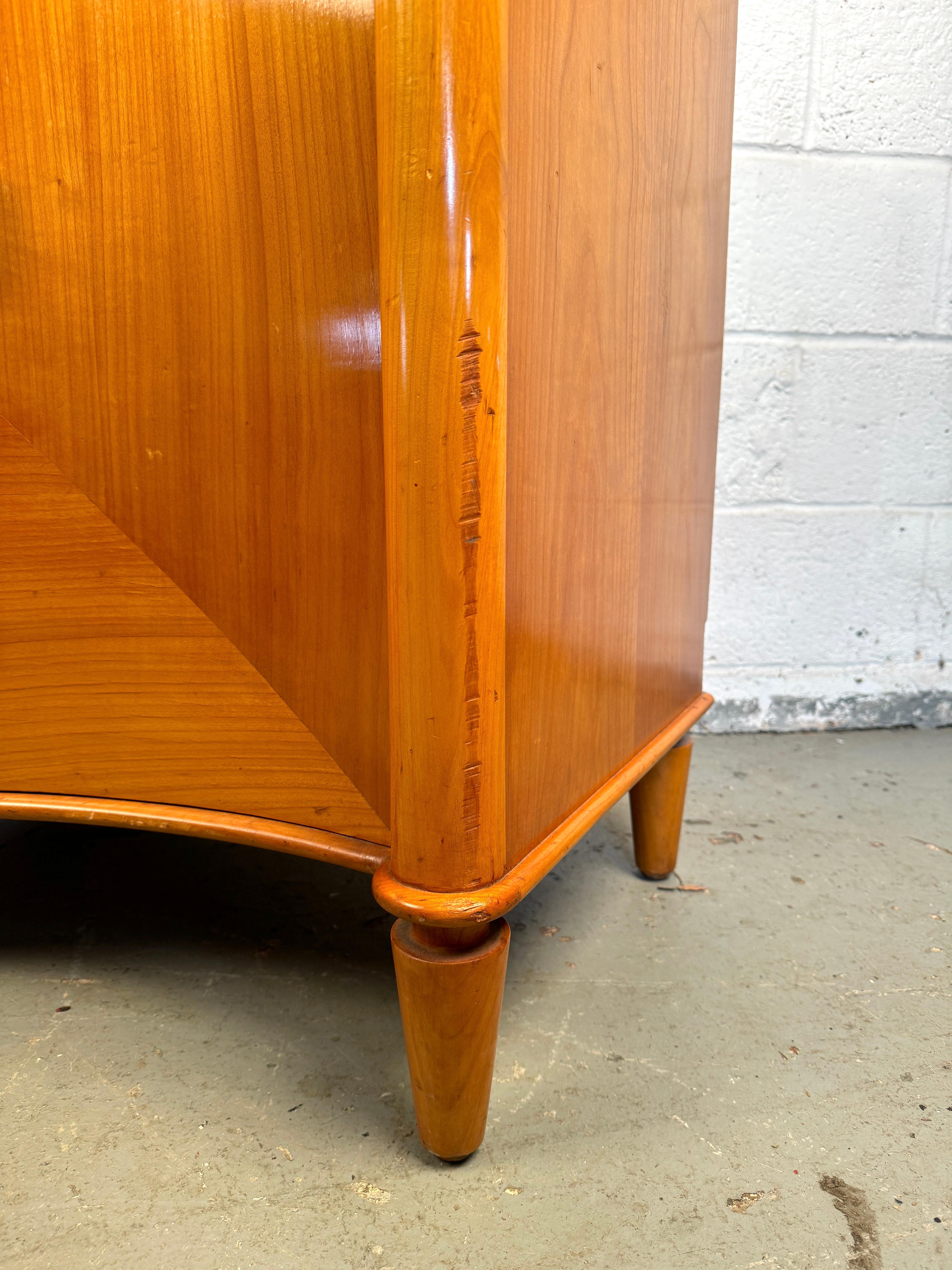 Antiguo Gabinete Deco Curvo de Madera Satinada para Camard Francia en venta 6