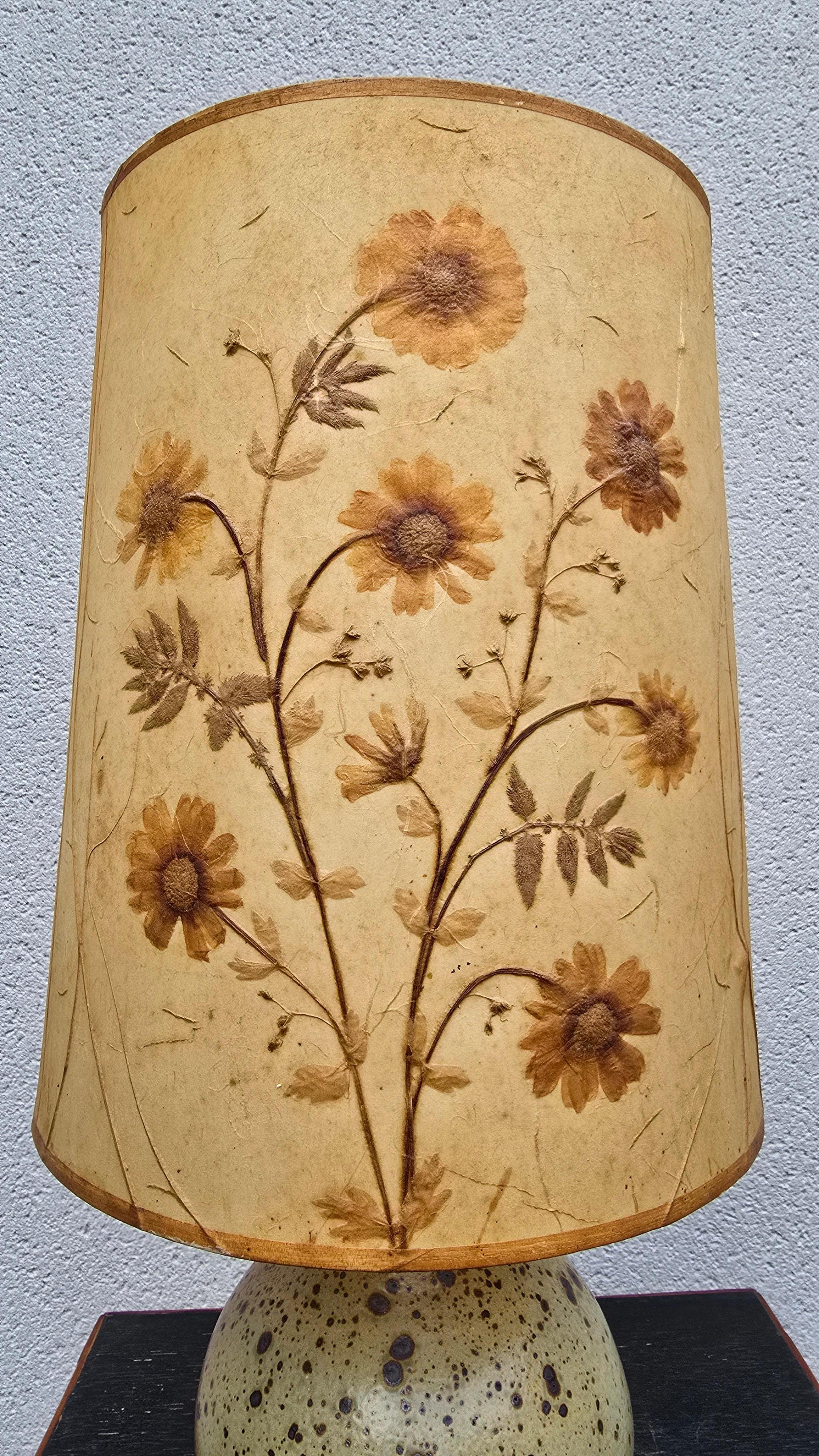 Lampe de table unique en céramique française - années 1950 en vente 6