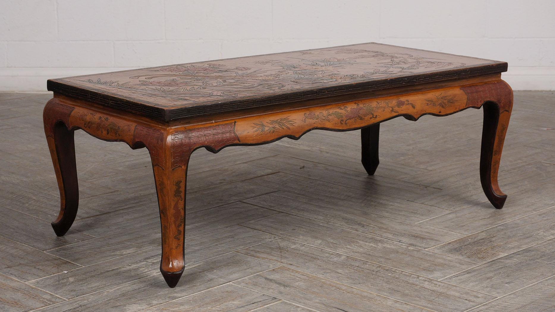 Unique French Chinoiserie Painted Low Coffee Table (Handgeschnitzt)
