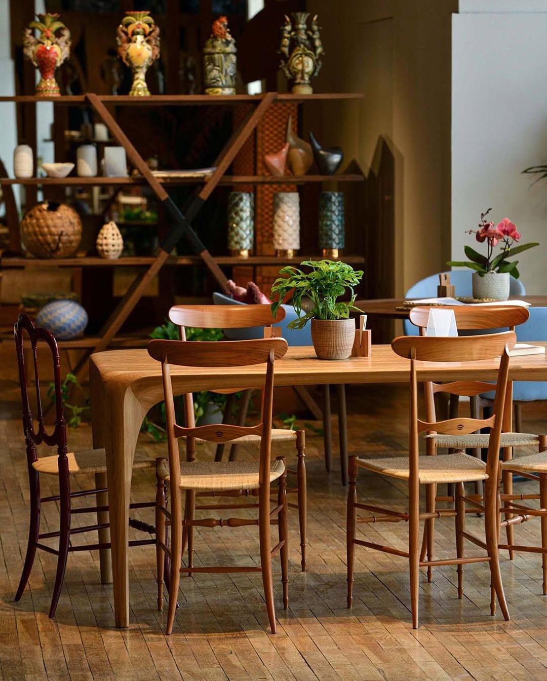Unique French Walnut Dining Table Spline Hand-Carved and Signed by Maxime Goléo For Sale 2