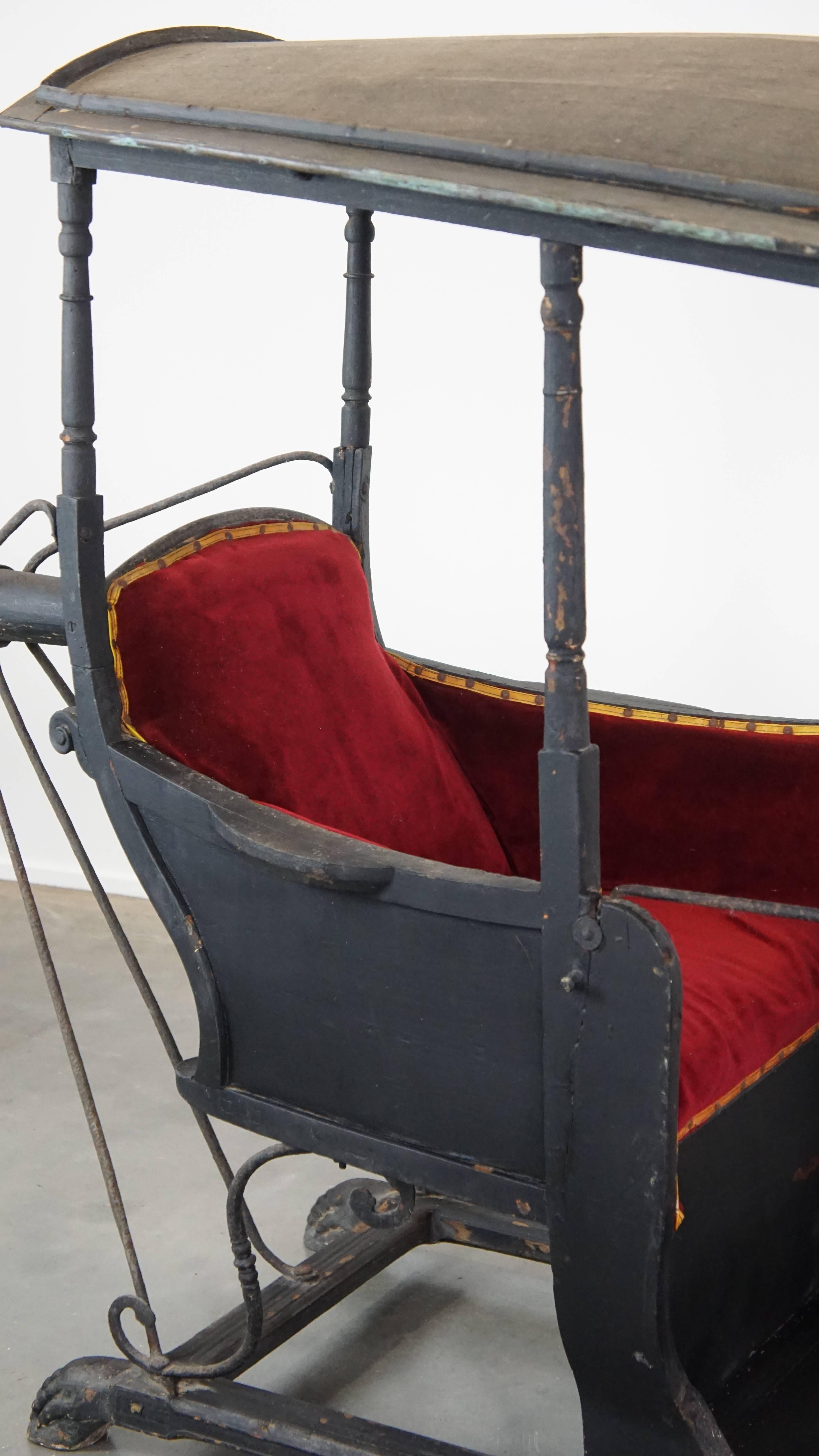 Chaise à porteurs unique de la fin du 19e siècle. en vente 7