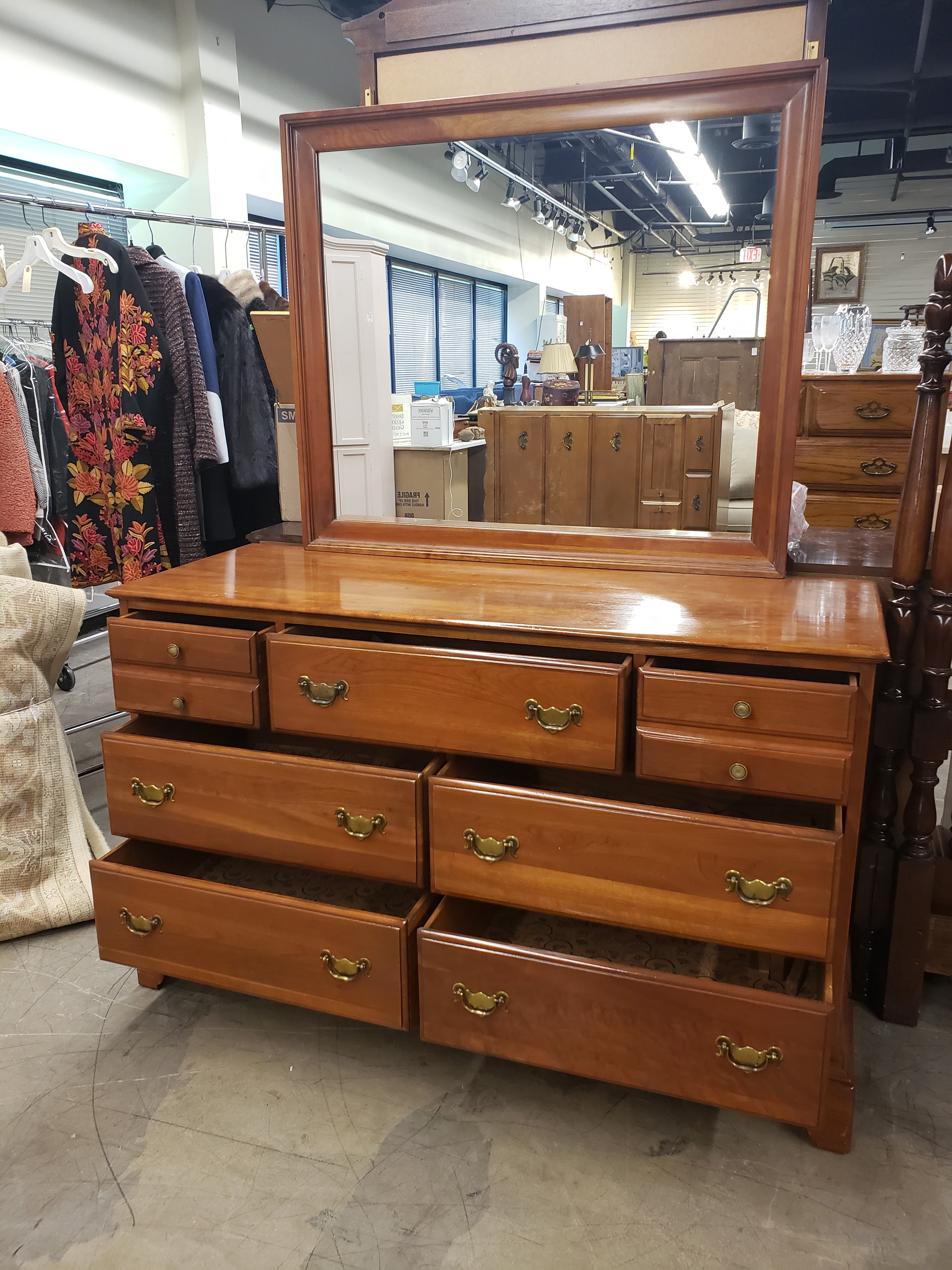 American Unique Furniture Makers Double Dresser with Mirror  For Sale