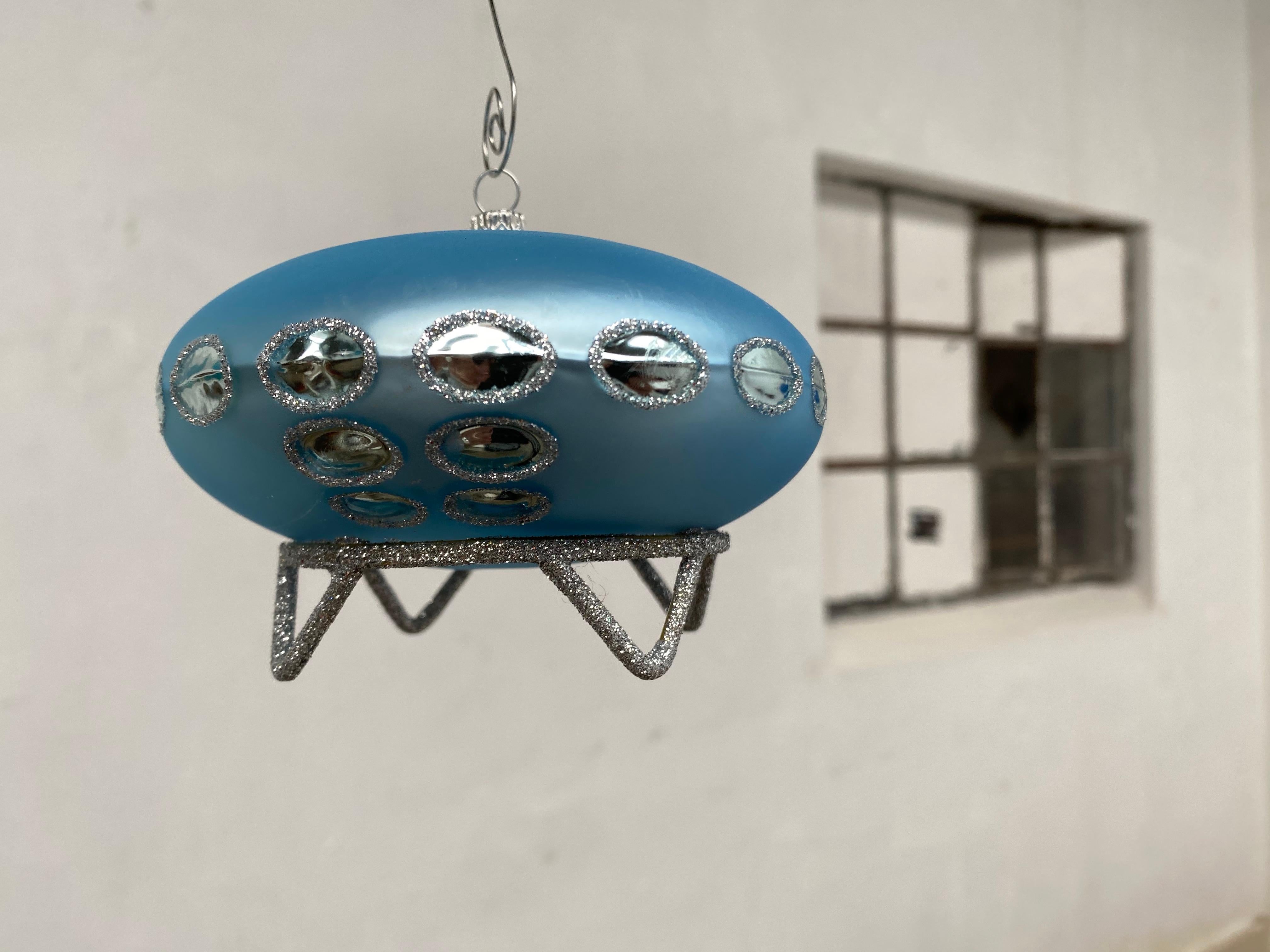 Árbol de Navidad FUTURO OVNI Bas van Beek, Museo Boijmans Van Beuningen Rotterdam 9